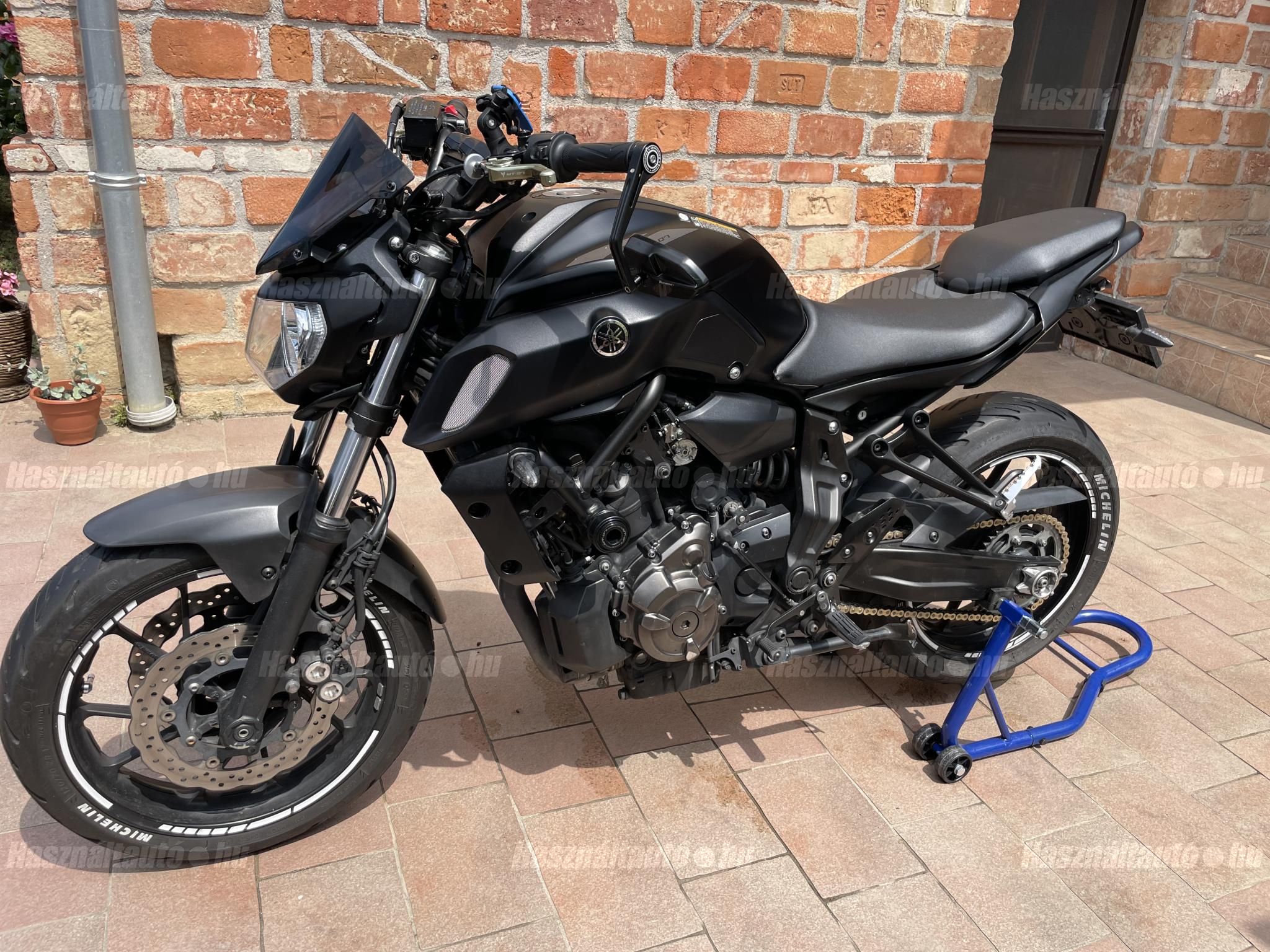 YAMAHA MT-07 2018/6 - 1