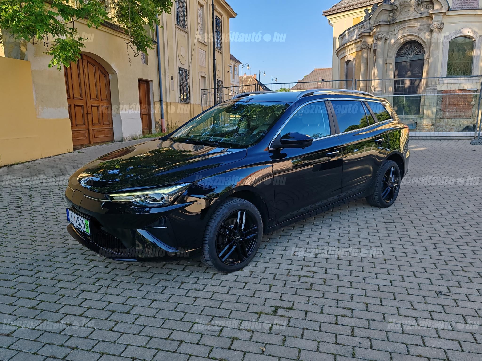 MG MG5 2022/10 - 1