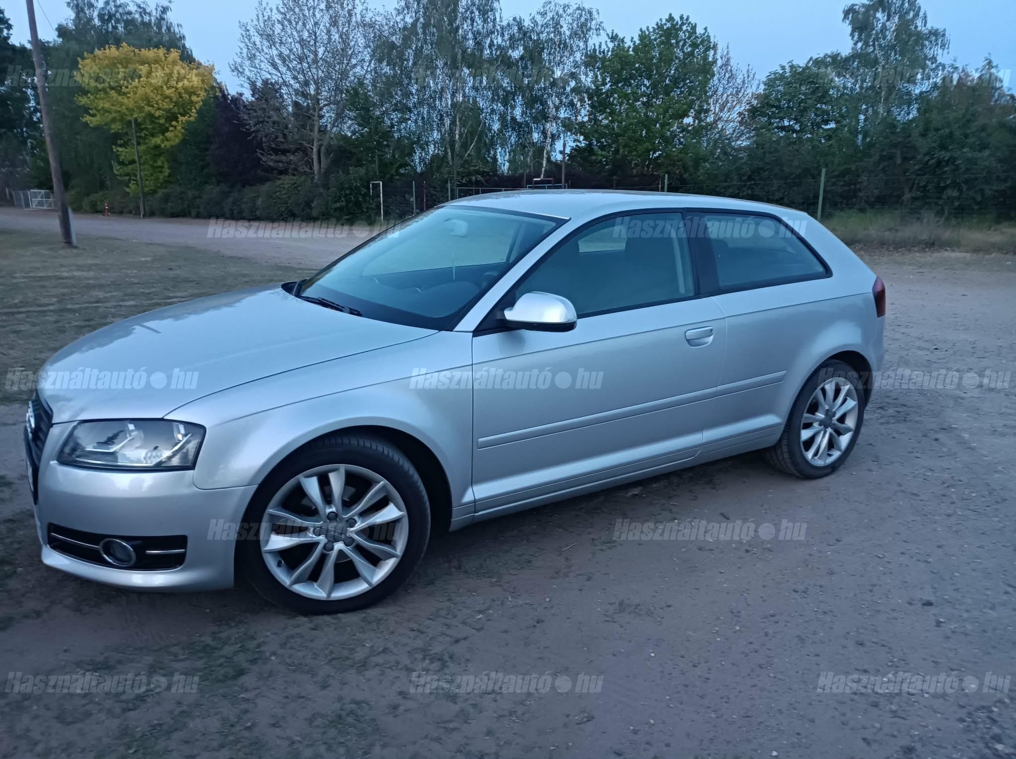 AUDI A3 2011/6 - 1