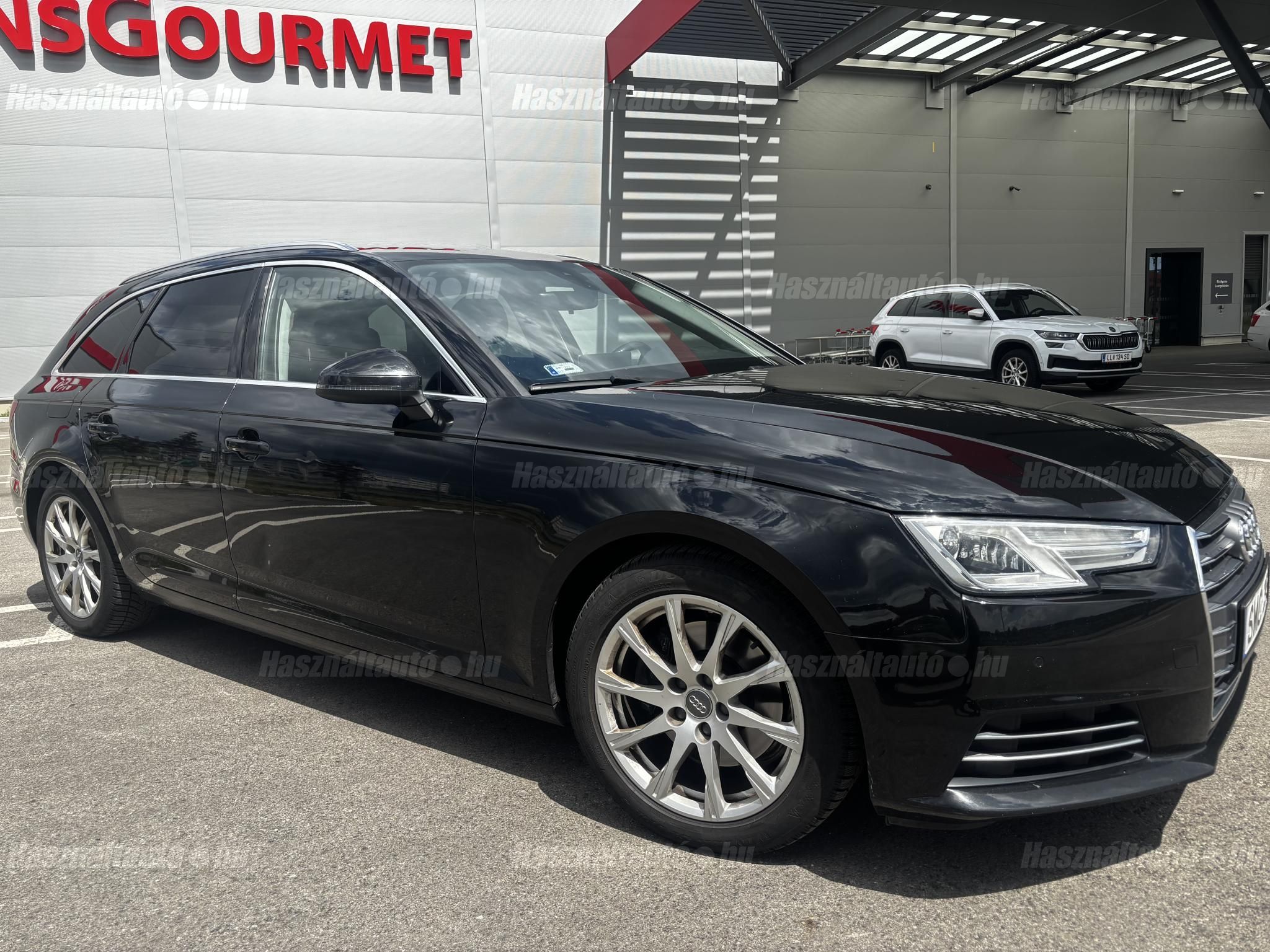 AUDI A4 2017/10 - 1