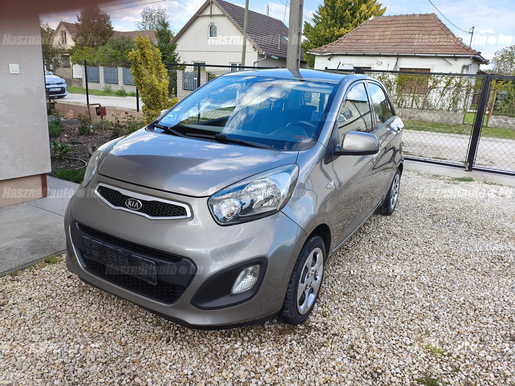 KIA PICANTO 2012/8 - 1