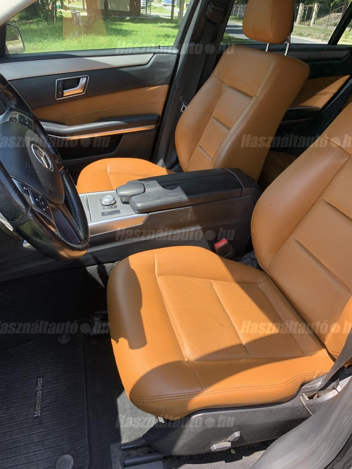 MERCEDES-BENZ E 200 2014 - 1