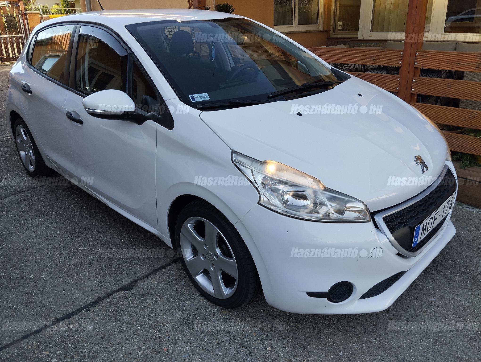 PEUGEOT 208 2014/1 - 1