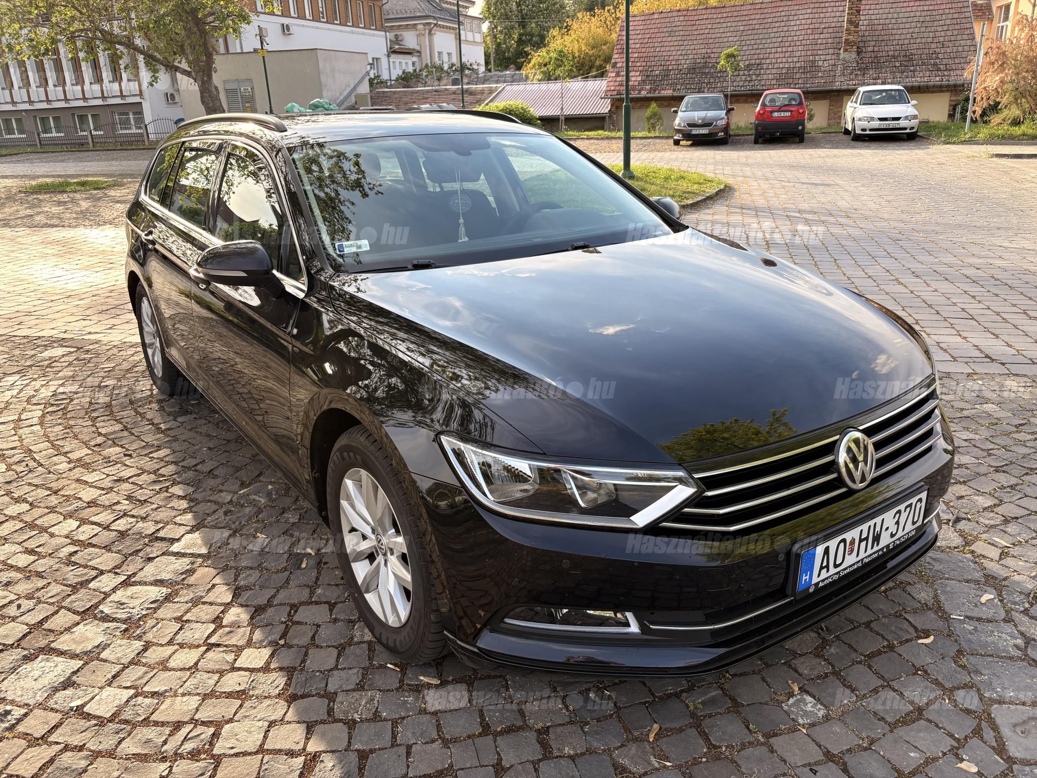 VOLKSWAGEN PASSAT 2015/8 - 1