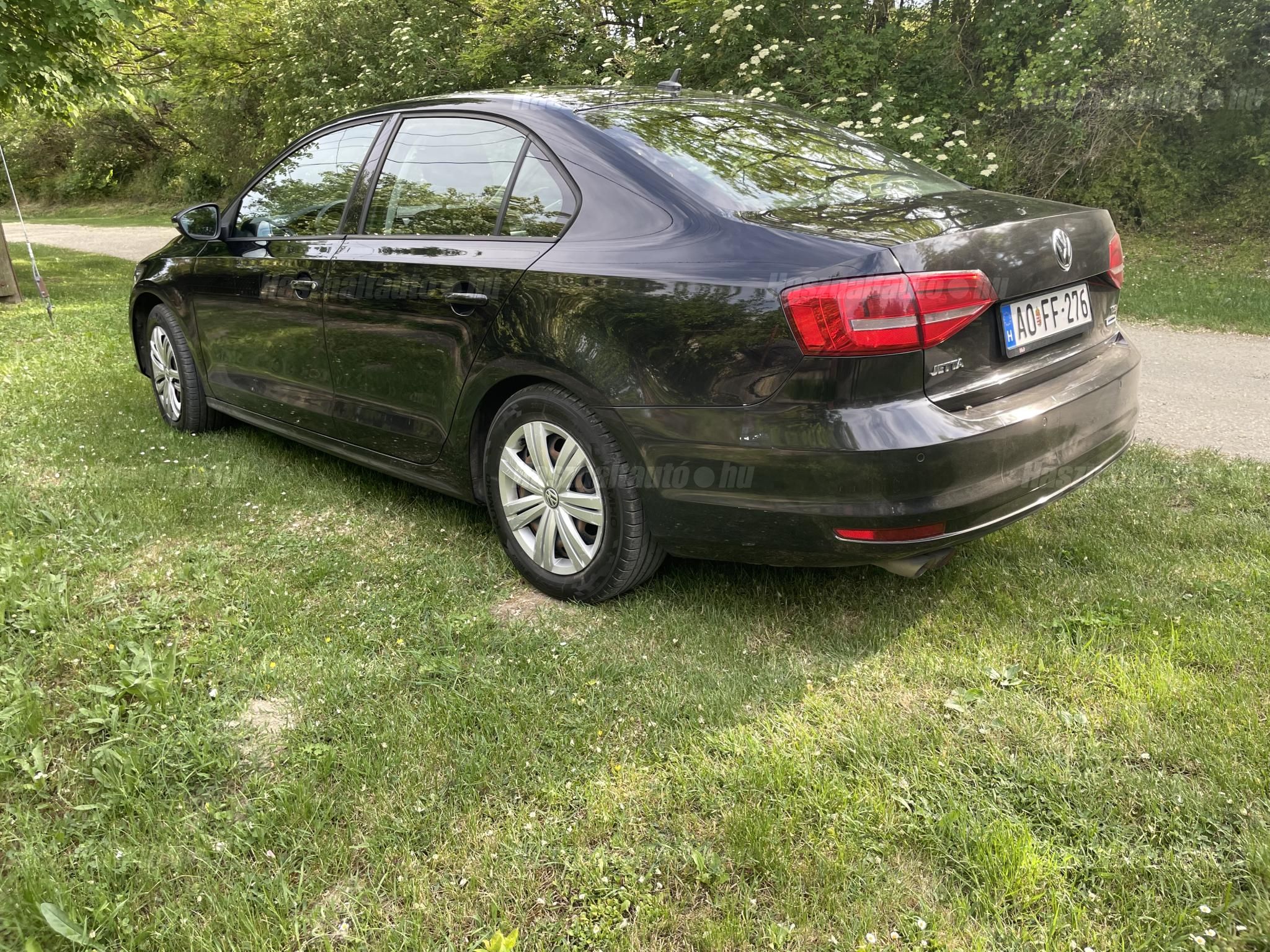 VOLKSWAGEN JETTA VI 2015/8 - 1