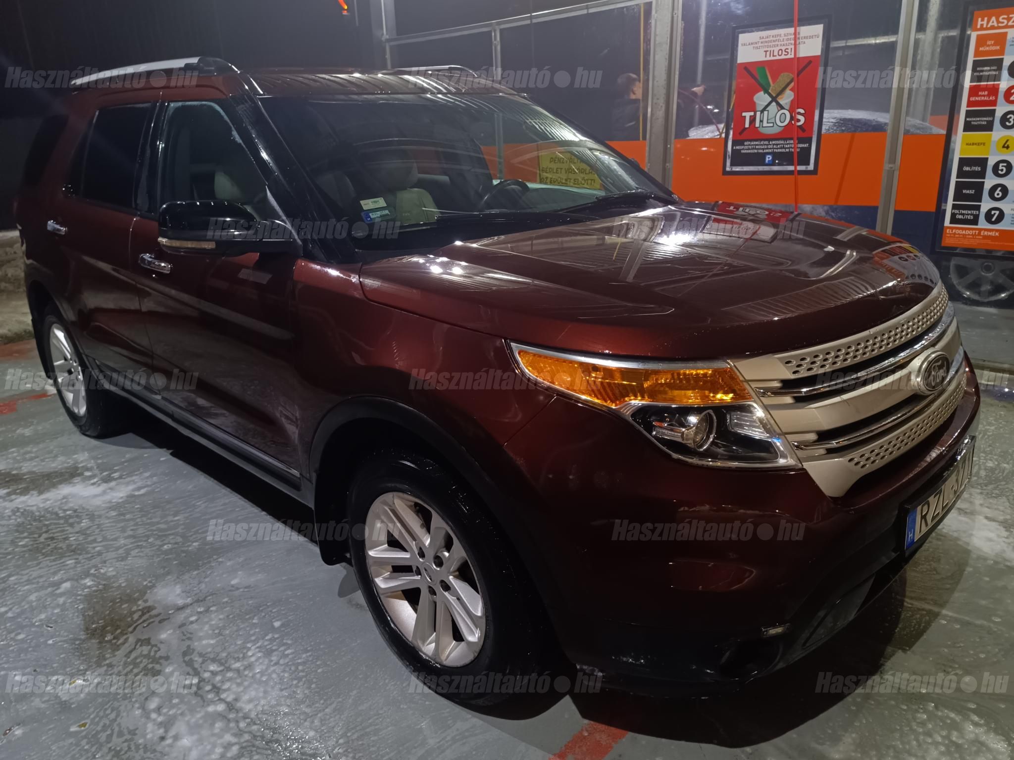 FORD EXPLORER 2012/9 - 1