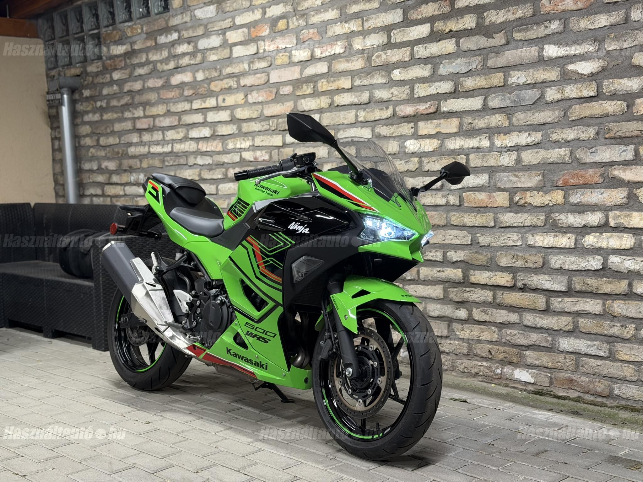 KAWASAKI NINJA 500 2024/5 - 1