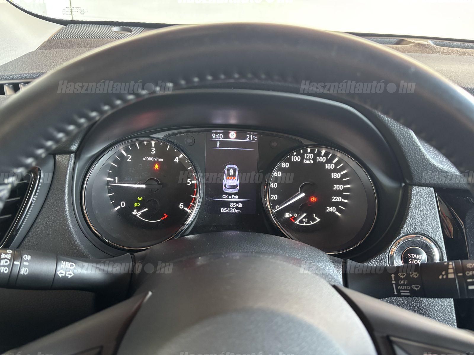 NISSAN X-TRAIL 2019 - 1