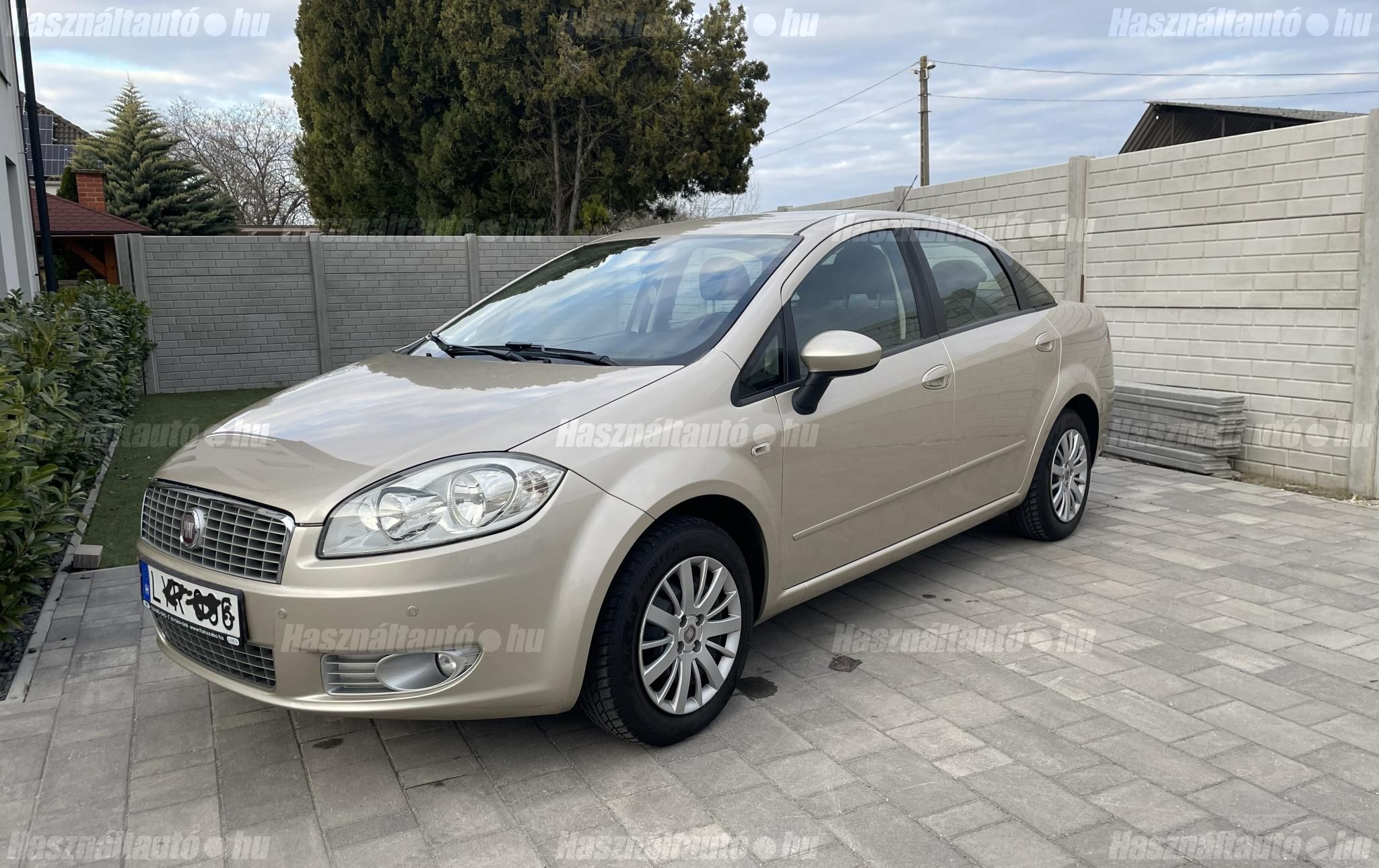 FIAT LINEA 2011/12 - 1