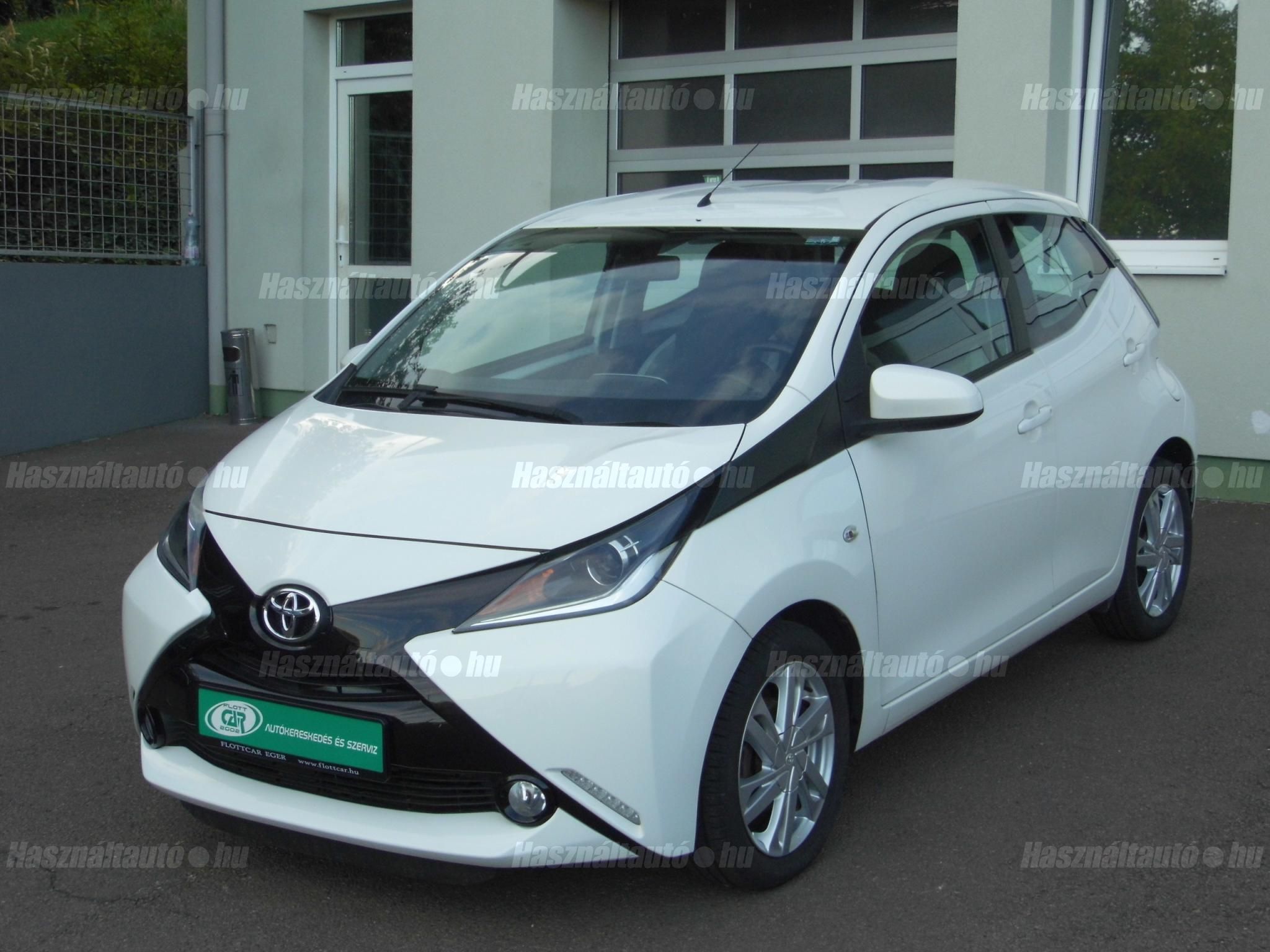 TOYOTA AYGO 2017/2 - 1