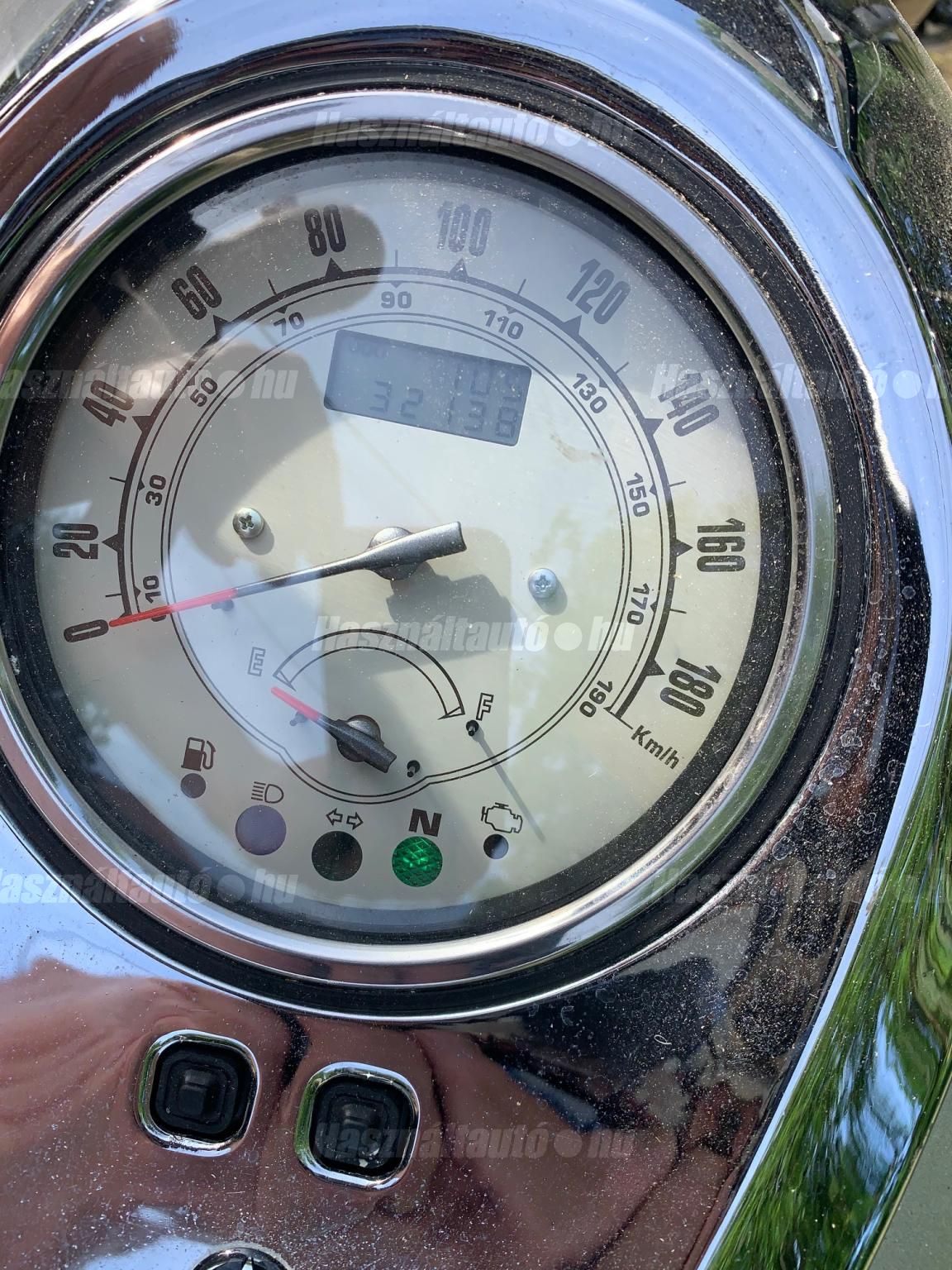 YAMAHA XV 1600 WILD STAR 2004/6 - 1