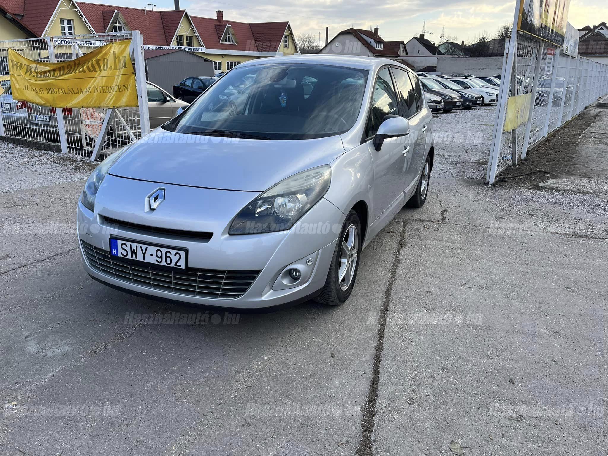 RENAULT SCENIC 2009/4 - 1
