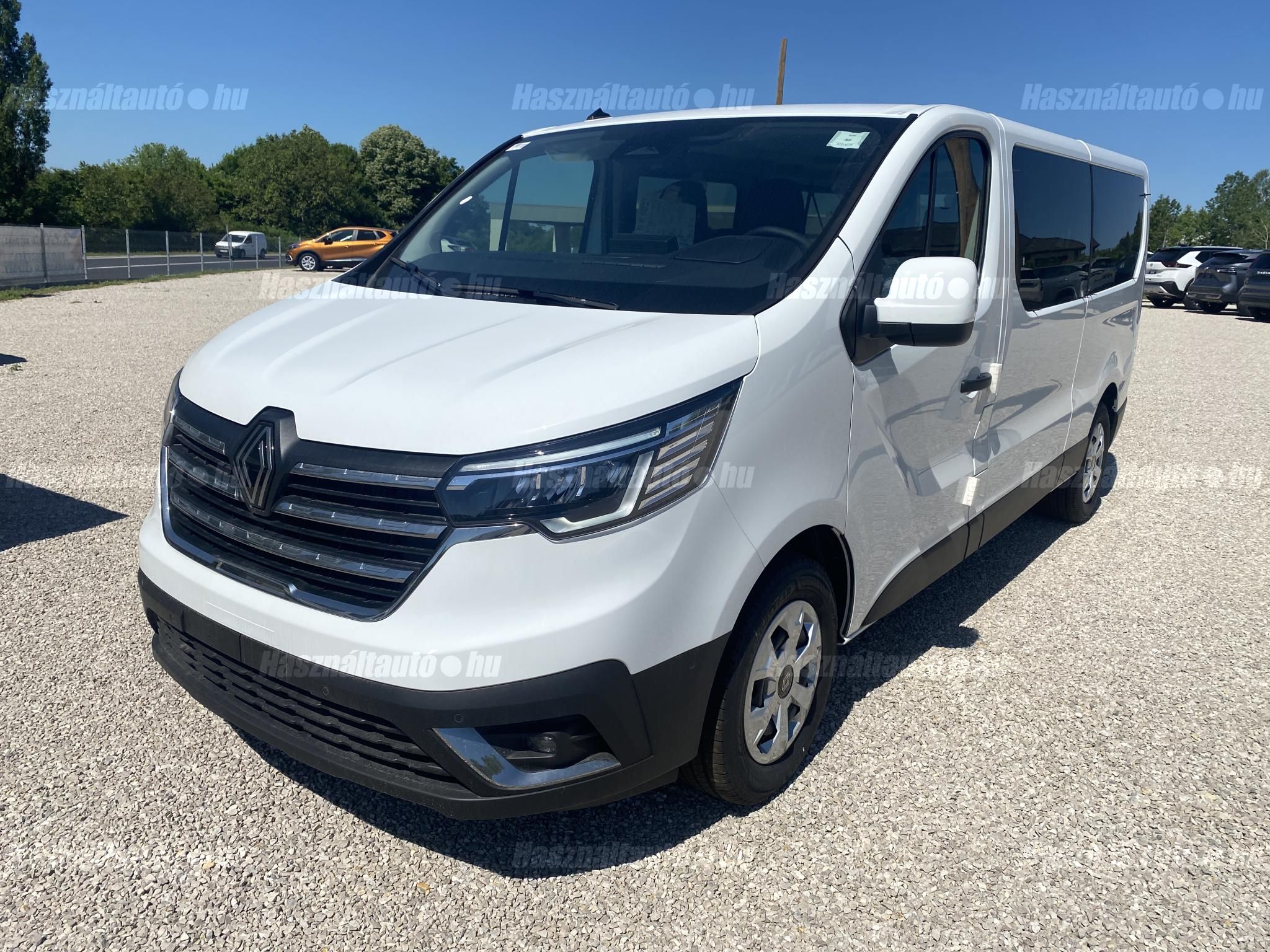 RENAULT TRAFIC 2026 - 1