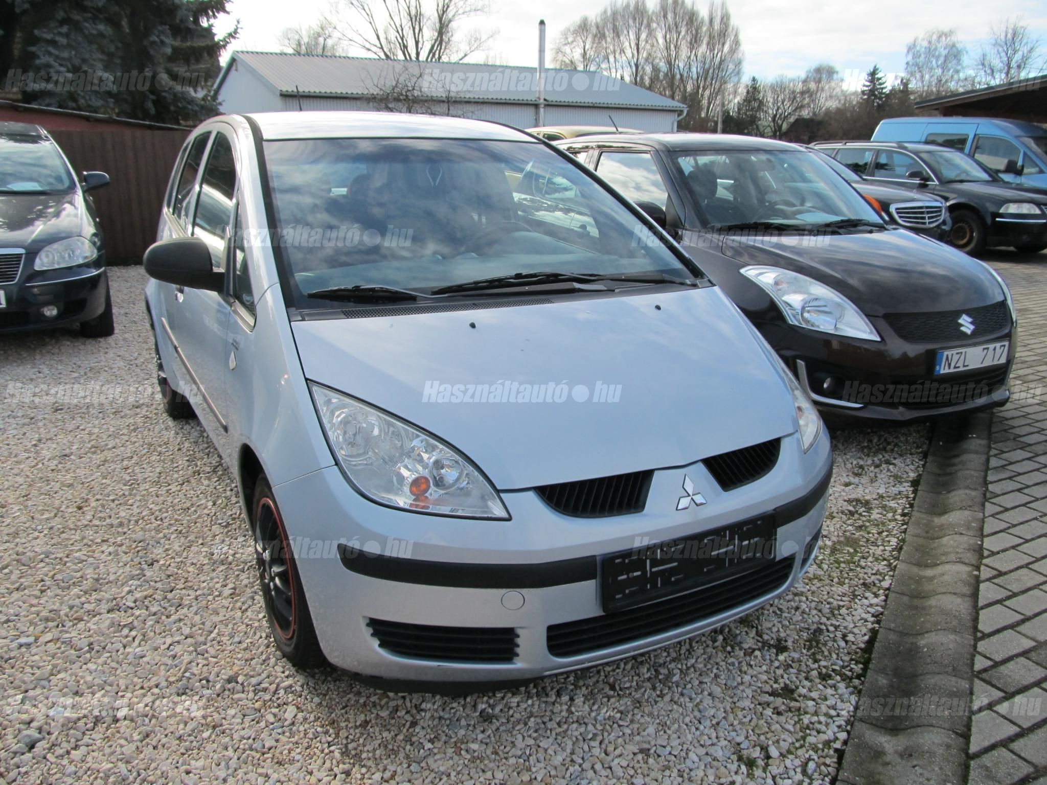 MITSUBISHI COLT 2004/6 - 1