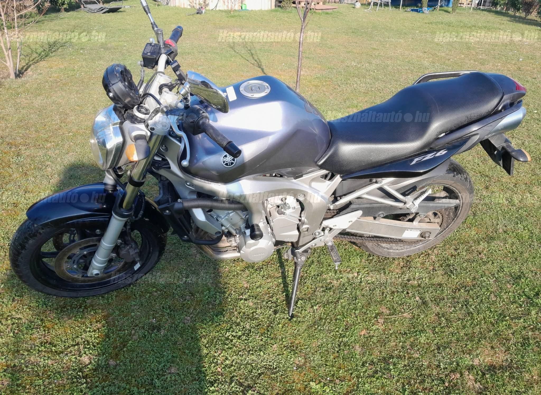 YAMAHA FZ6-N 2005/9 - 1