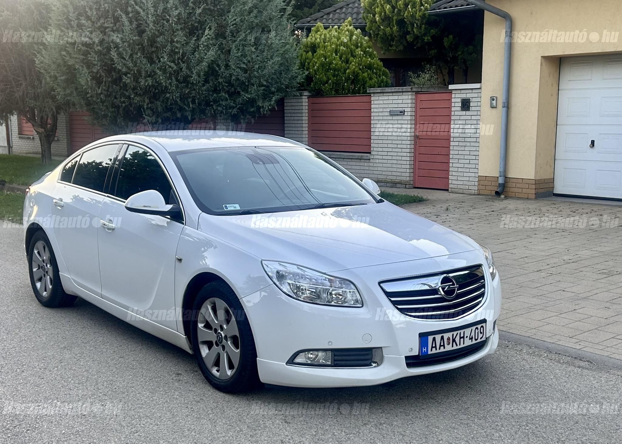 OPEL INSIGNIA 2011/9 - 1