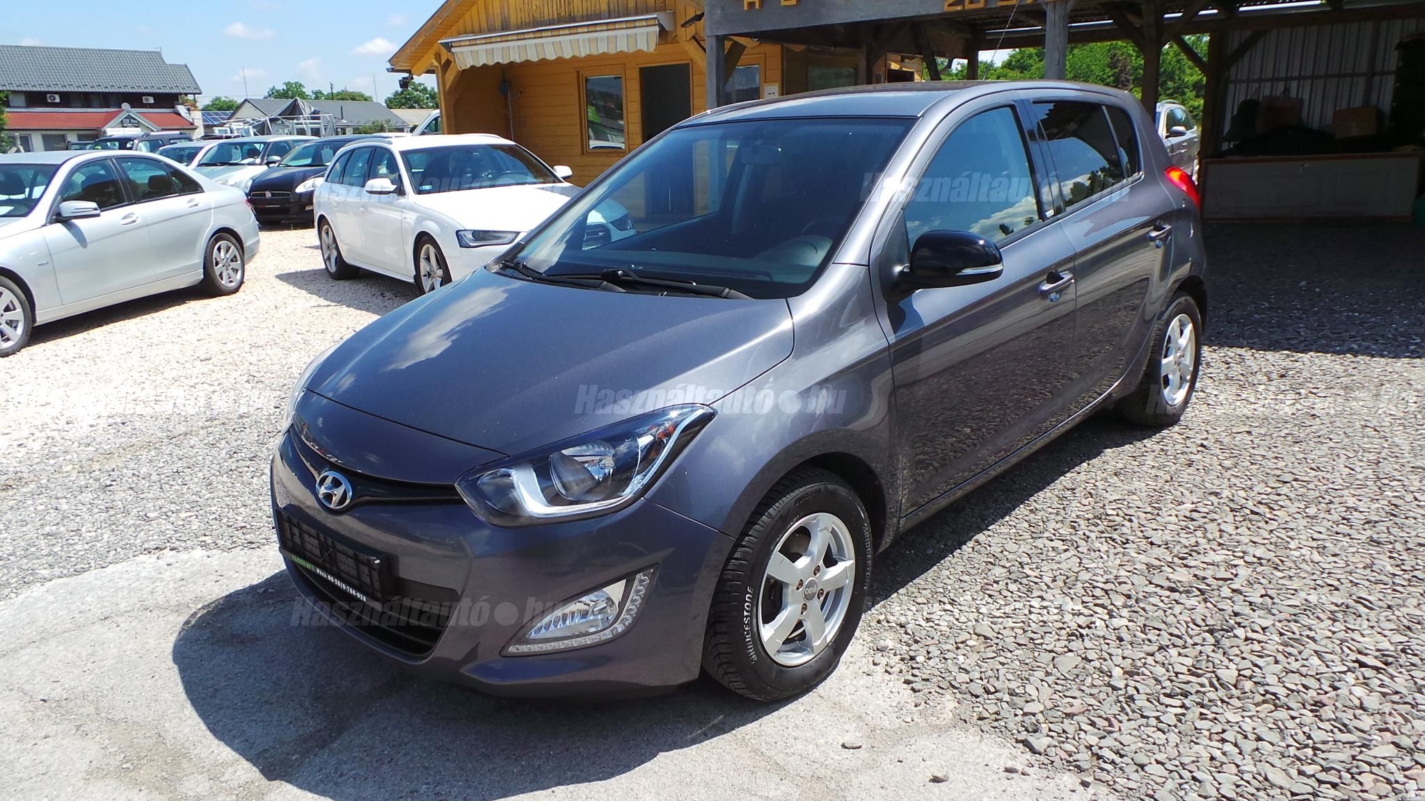 HYUNDAI I20 2014/5 - 1