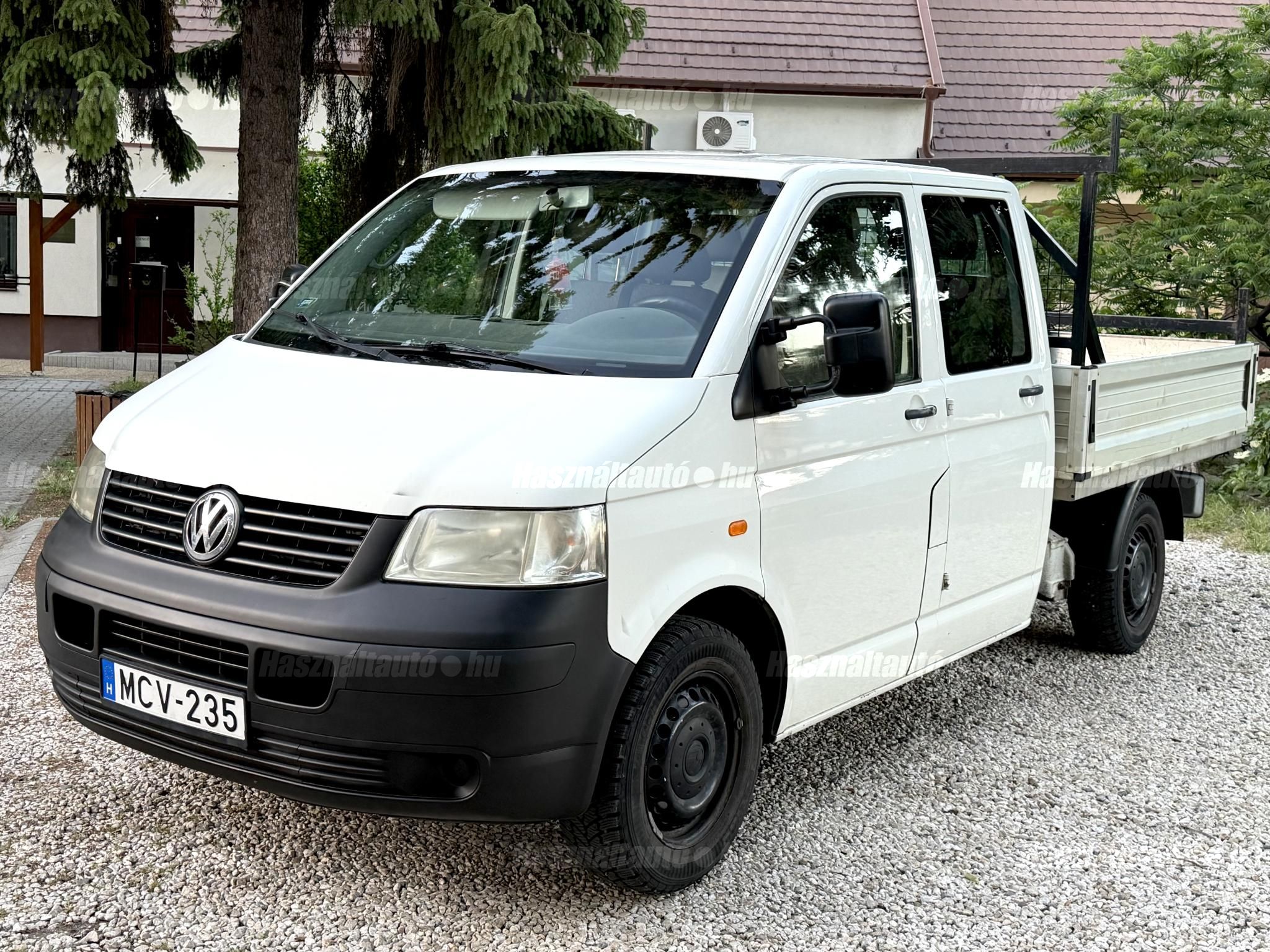VOLKSWAGEN TRANSPORTER T5 2004/8 - 1
