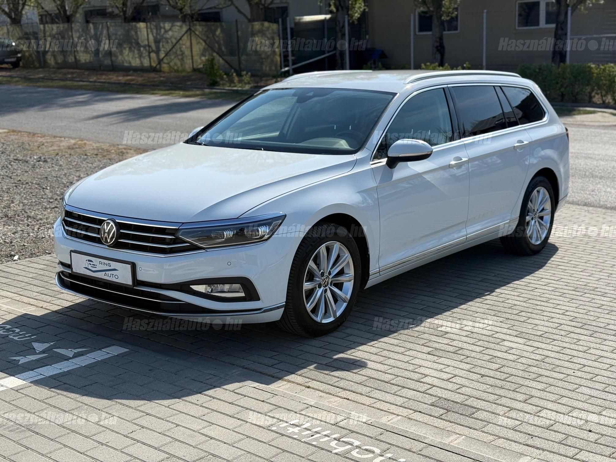 VOLKSWAGEN PASSAT VIII 2021/12 - 1