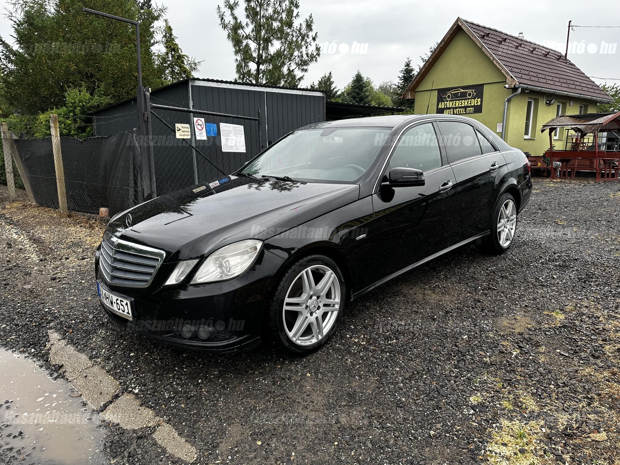 MERCEDES-BENZ E 220 2009/7 - 1
