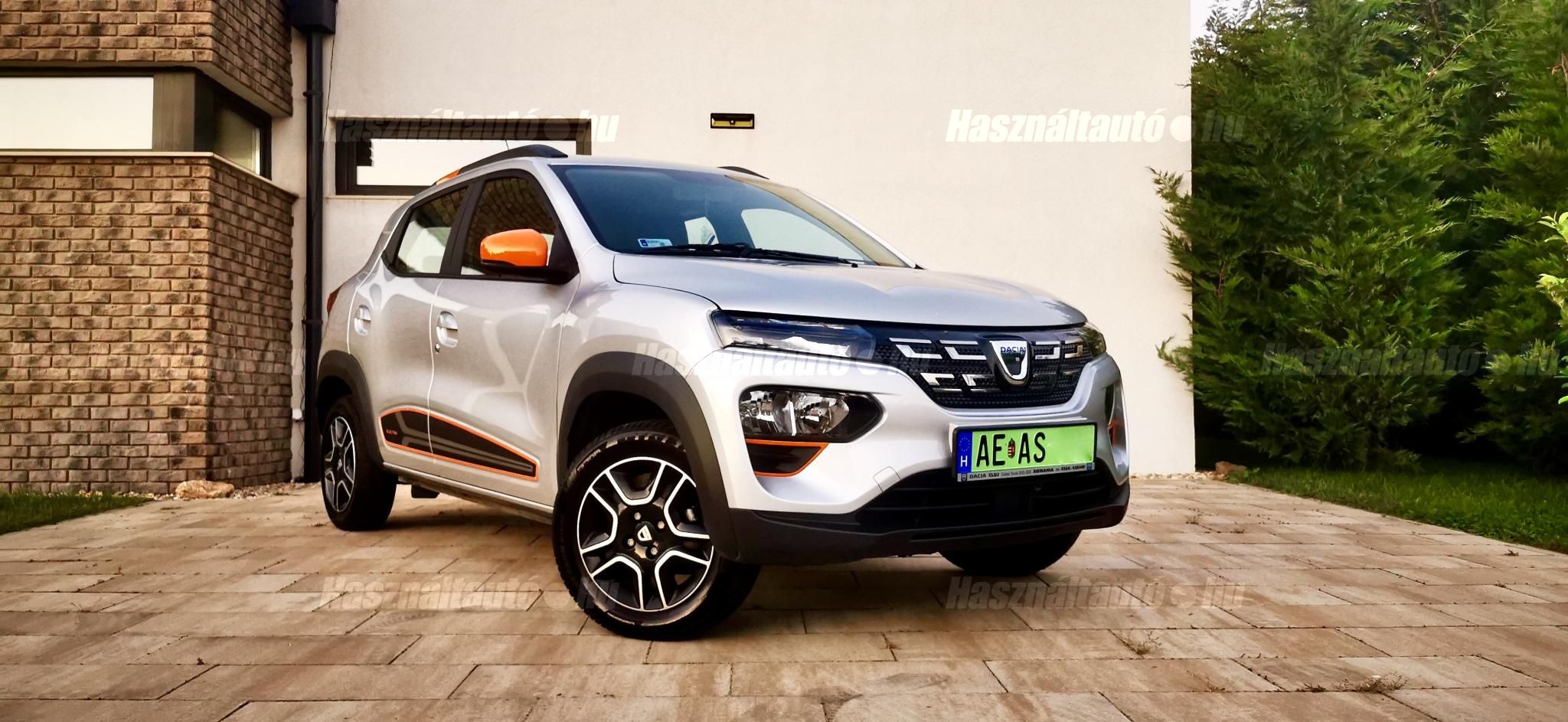 DACIA SPRING 2022/12 - 1