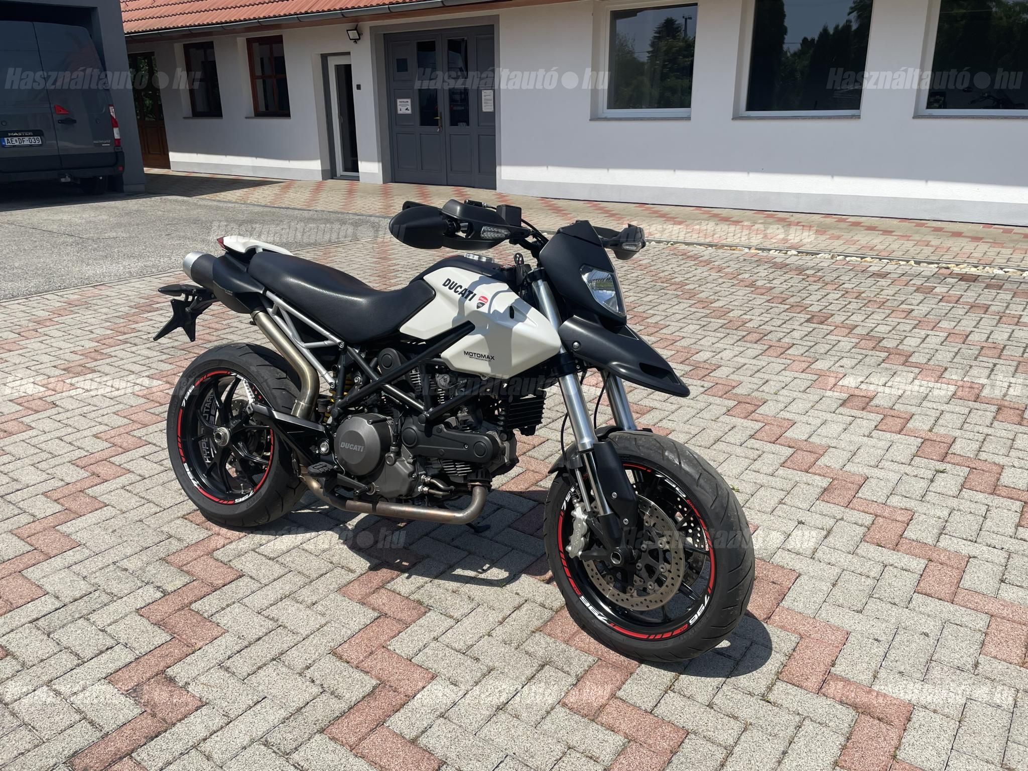 DUCATI HYPERMOTARD 796 2012/6 - 1