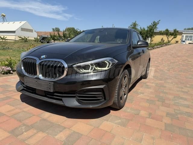 BMW 116 2021/11 - 1