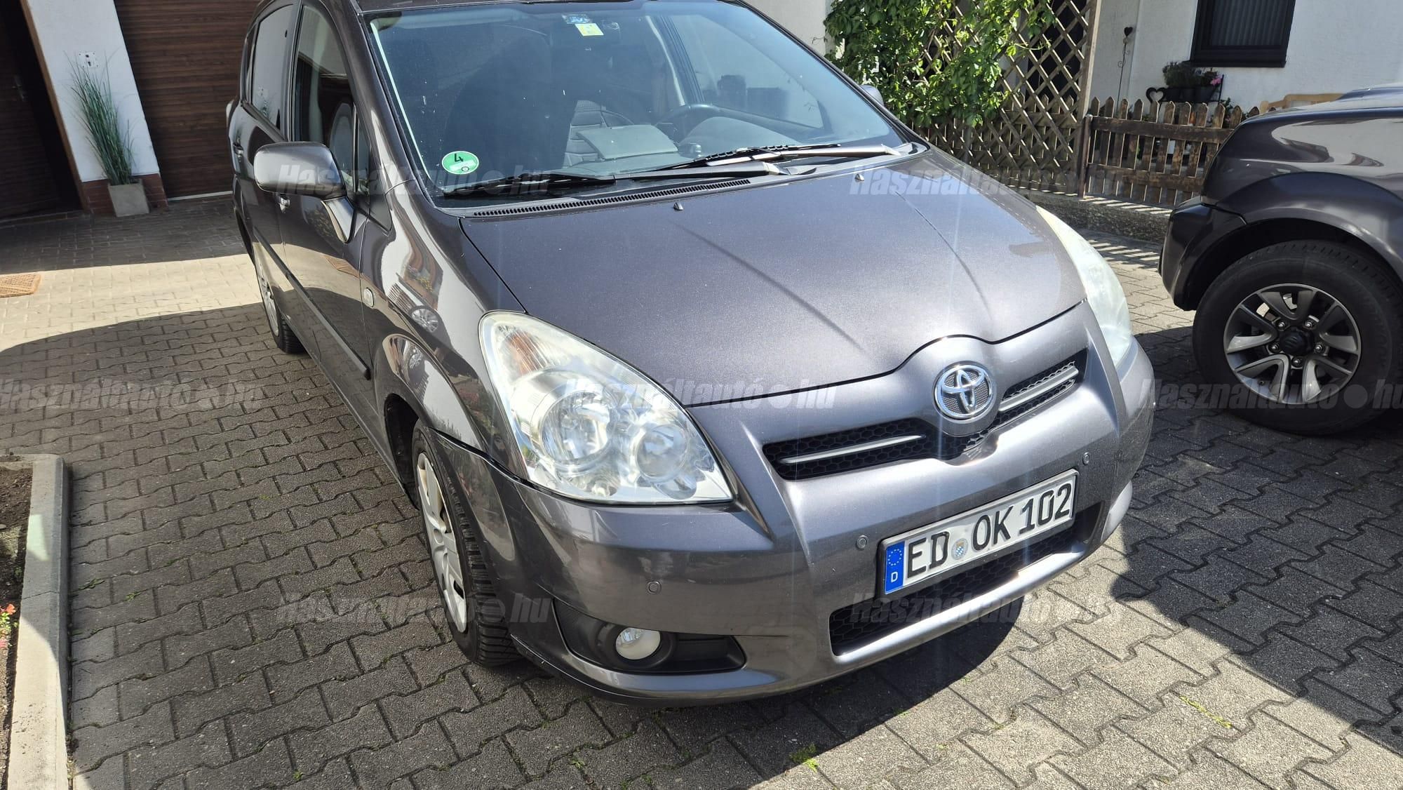 TOYOTA COROLLA VERSO 2008/11 - 1