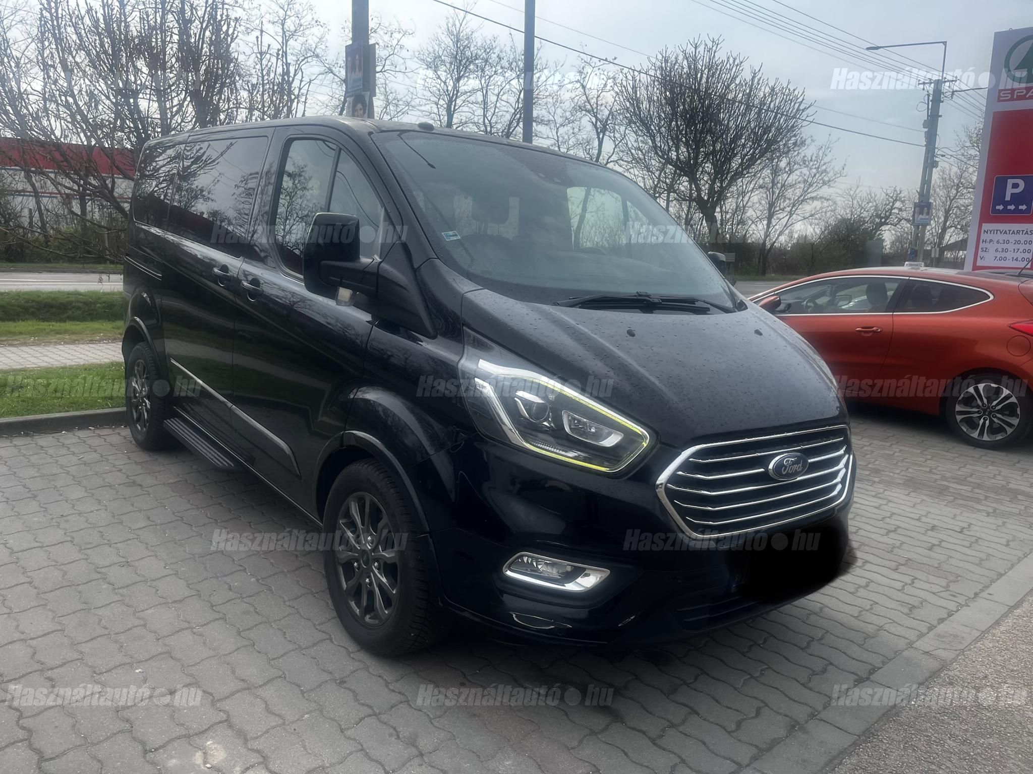 FORD TOURNEO 2018/7 - 1
