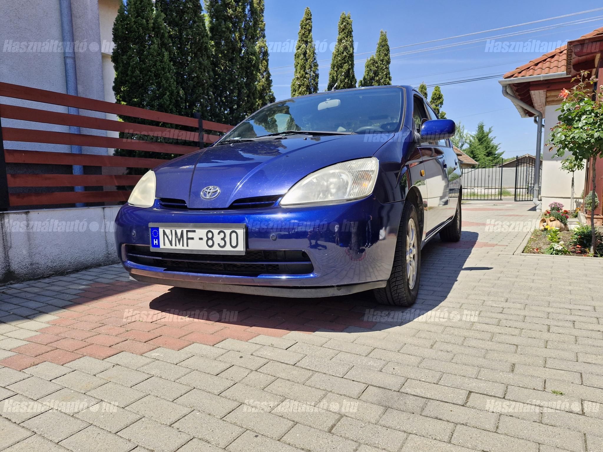 TOYOTA PRIUS 2002/11 - 1