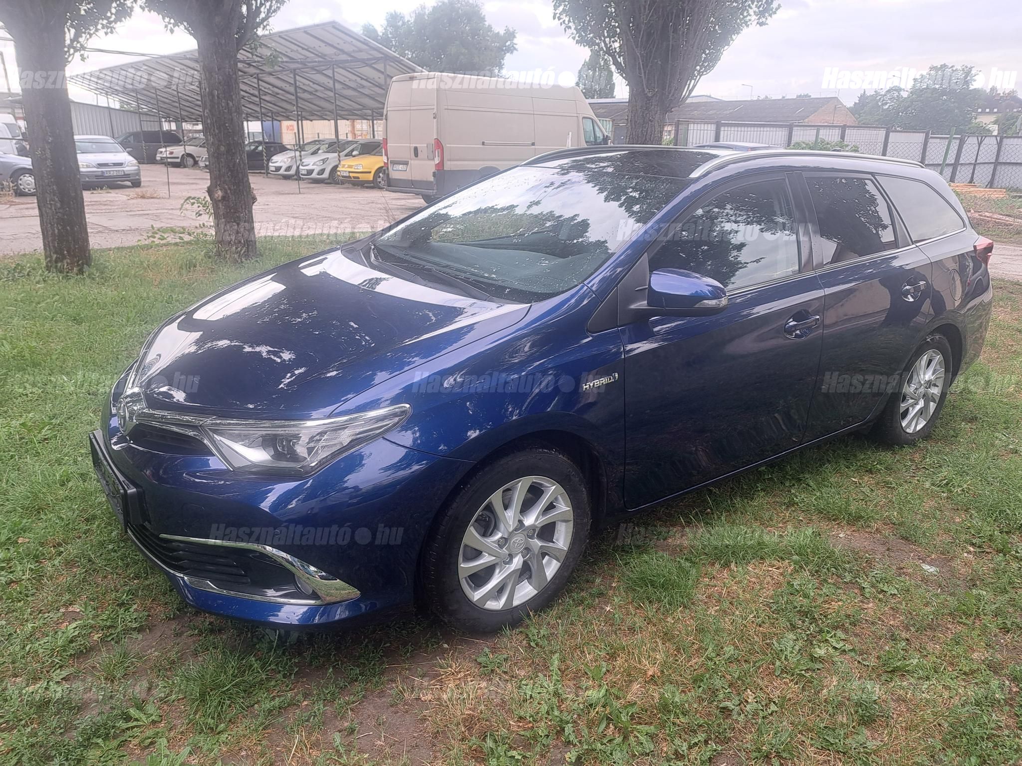 TOYOTA AURIS 2015/12 - 1