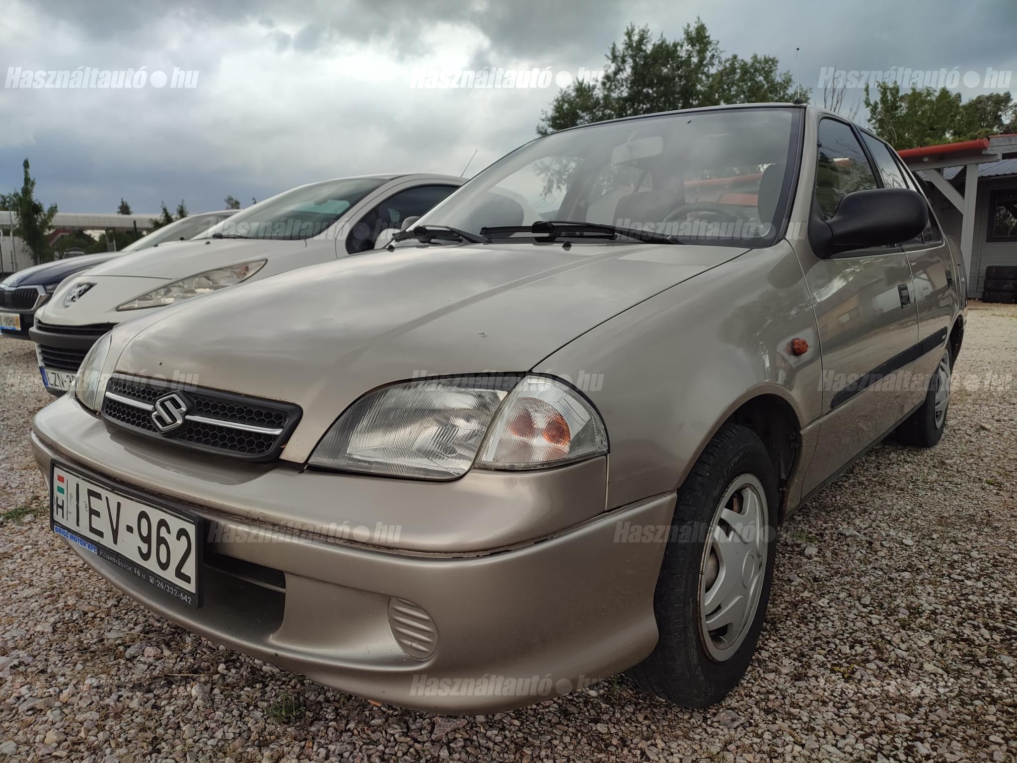 SUZUKI SWIFT 2002/7 - 1