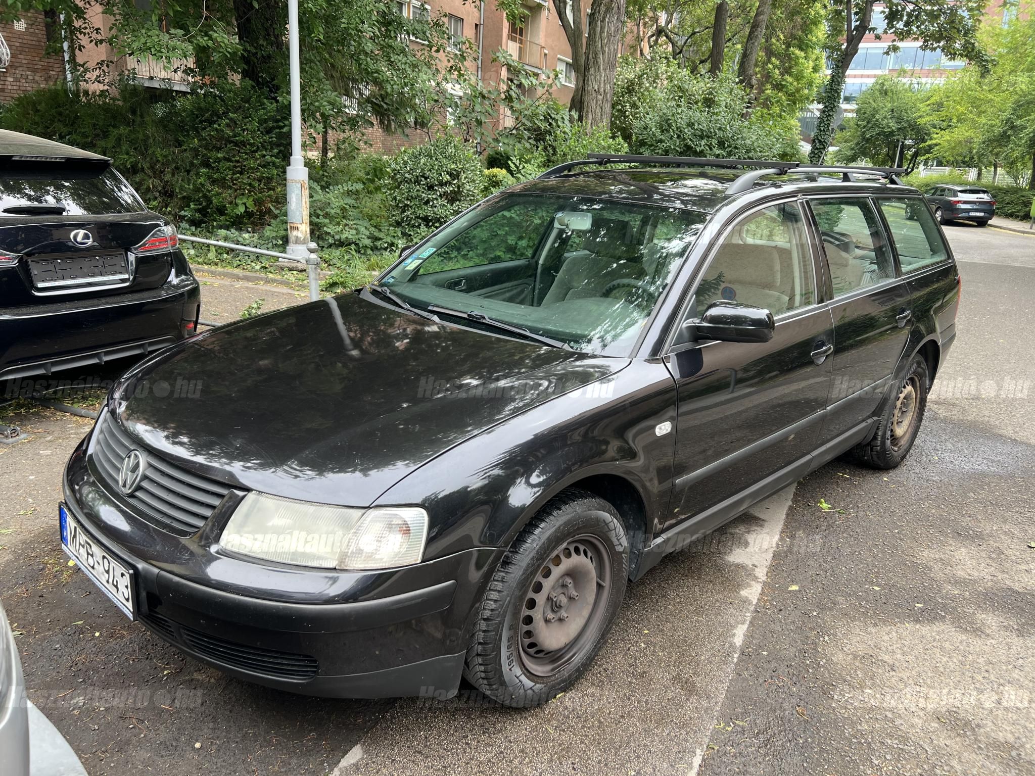 VOLKSWAGEN PASSAT 1999/7 - 1