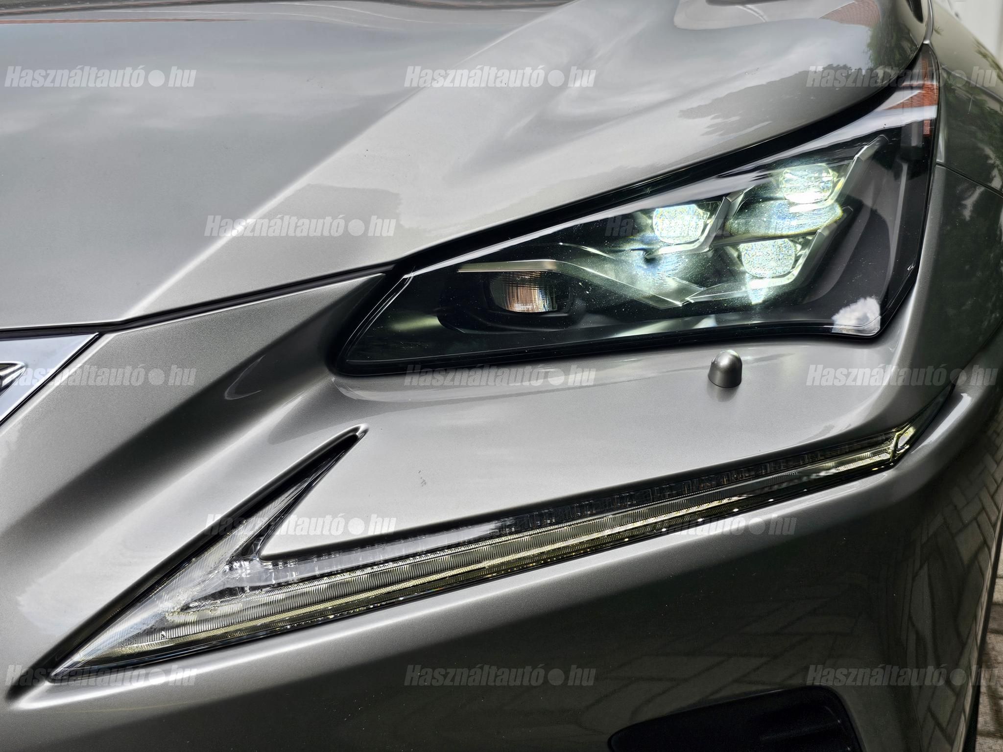 LEXUS NX 2018/6 - 1