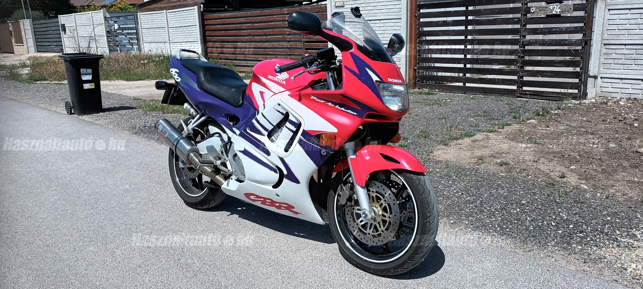 HONDA CBR 600 F3 1998/3 - 1