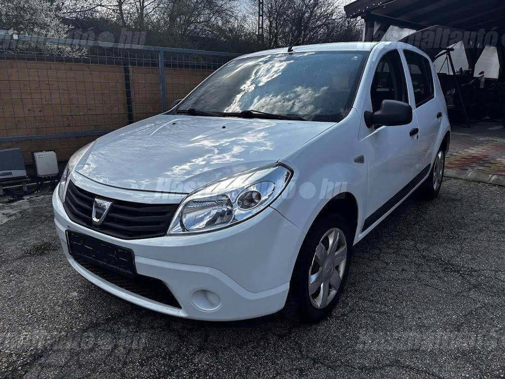 DACIA SANDERO 2011/10 - 1
