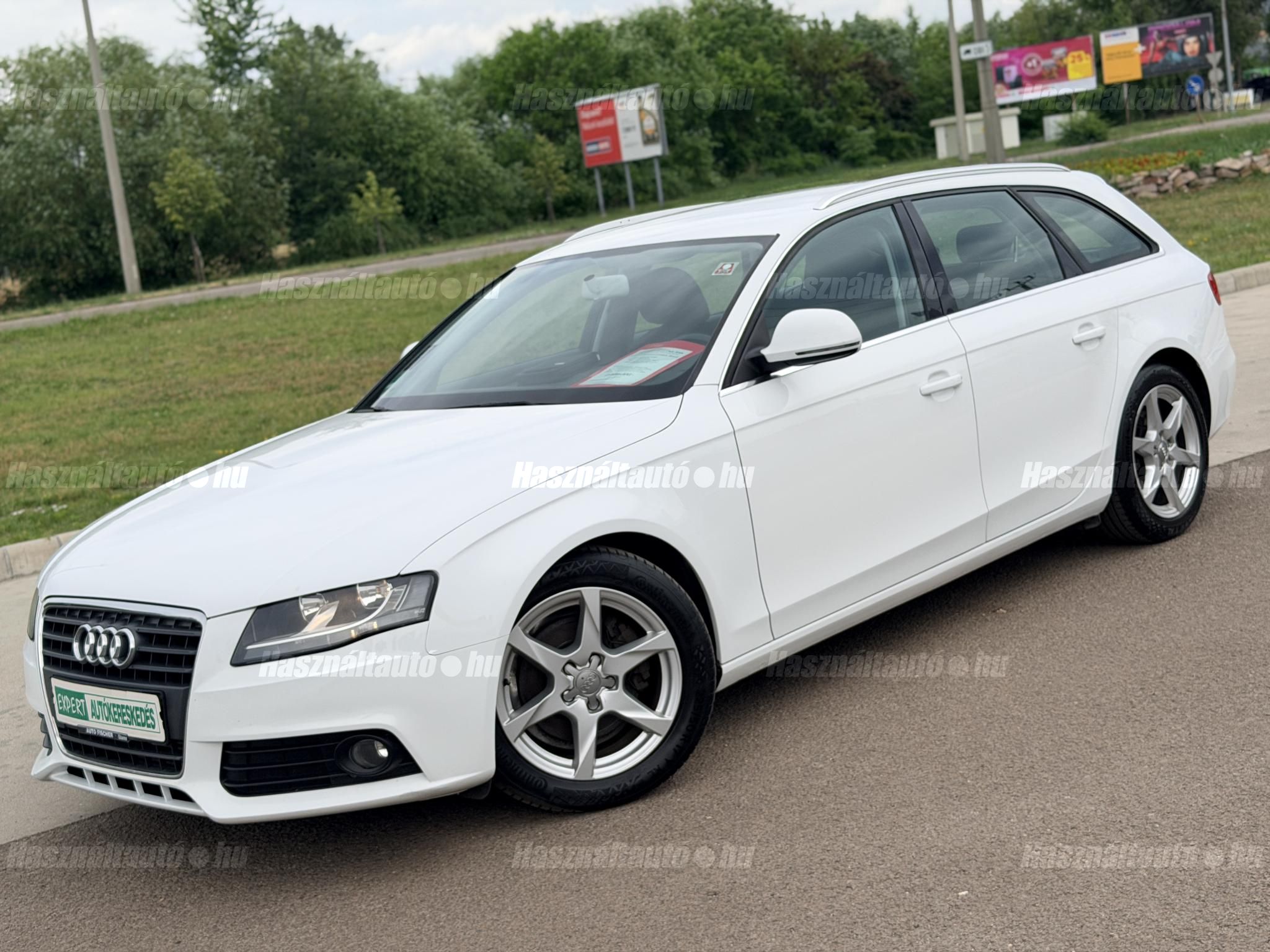 AUDI A4 2008/8 - 1