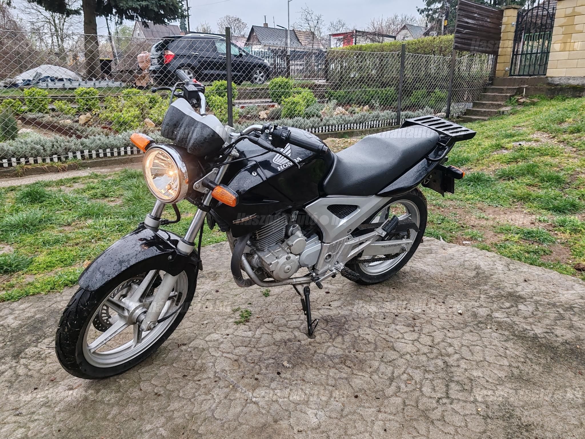 HONDA CBF 250 2004/5 - 1
