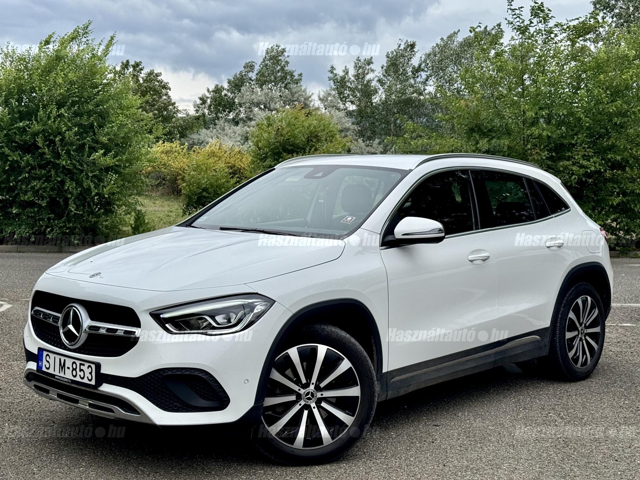MERCEDES-BENZ GLA 200 2020/10 - 1