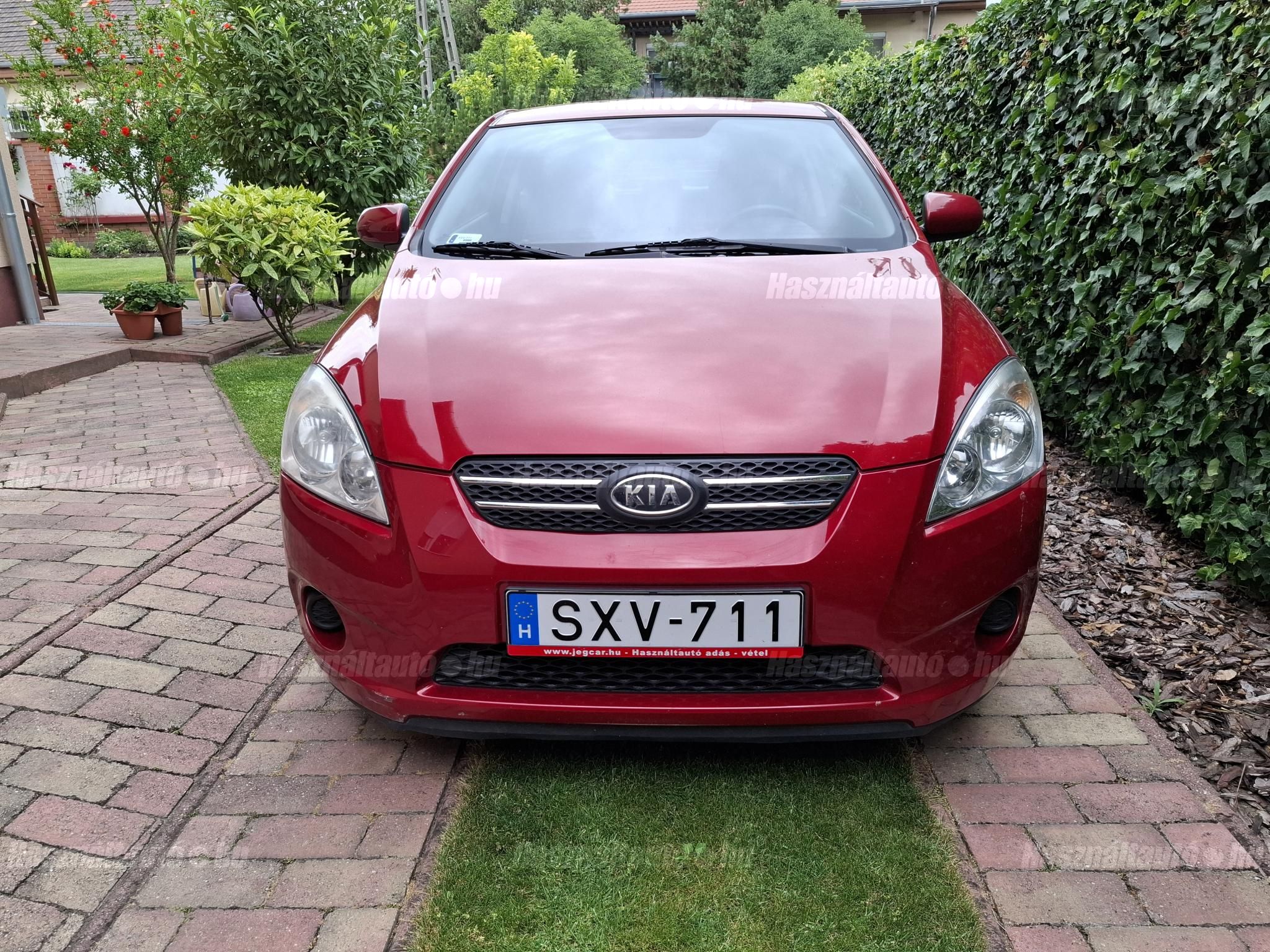 KIA PRO CEE'D 2010/5 - 1