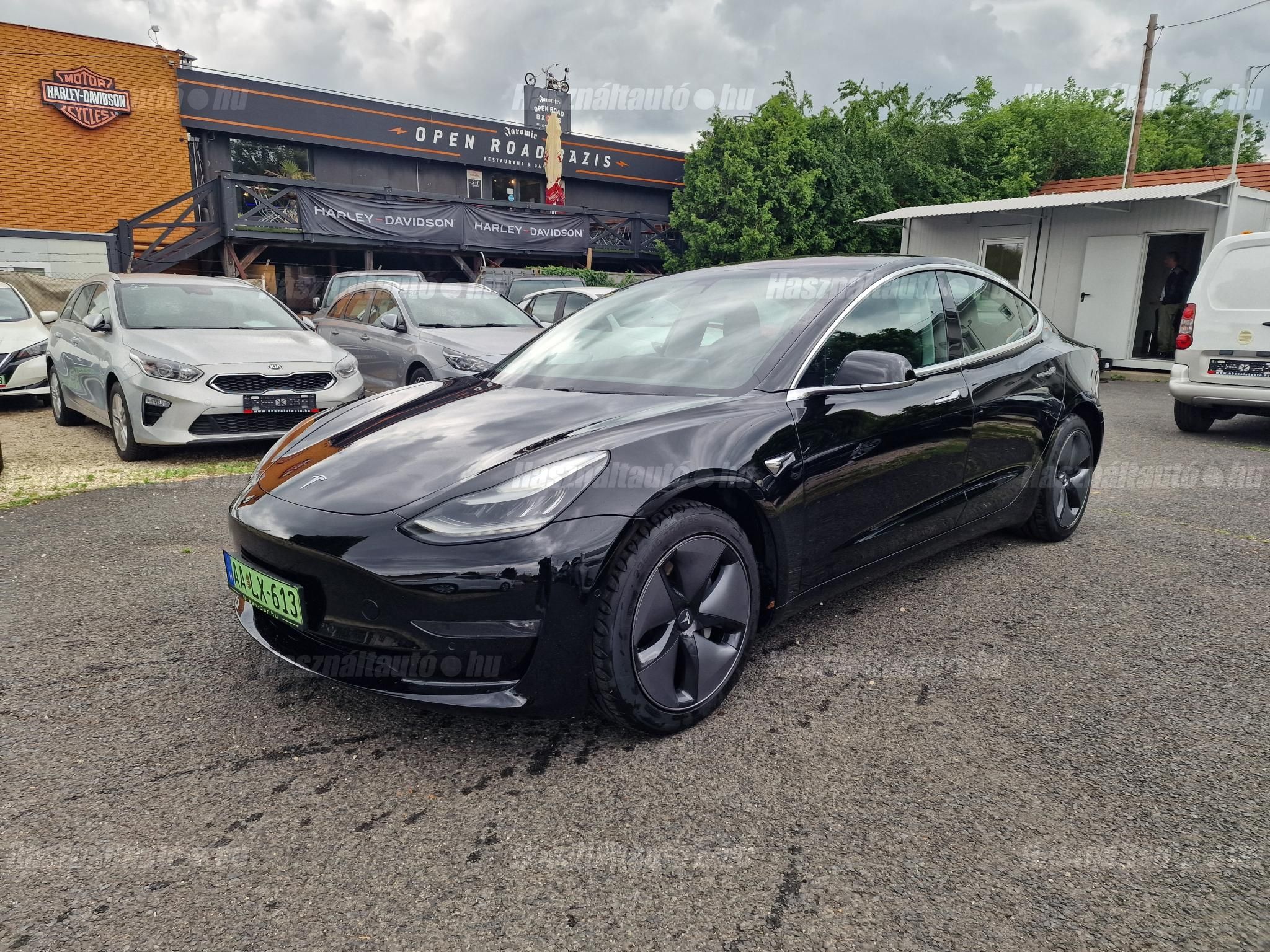 TESLA MODEL 3 2019/3 - 1