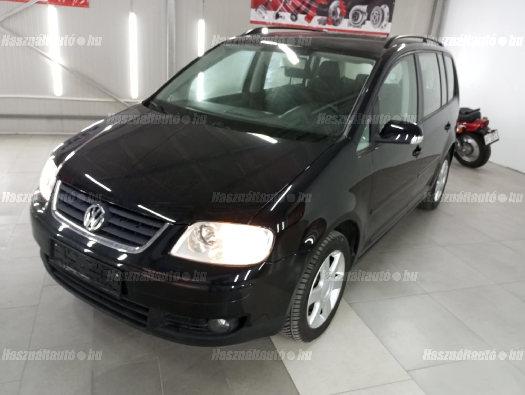 VOLKSWAGEN TOURAN 2006/11 - 1