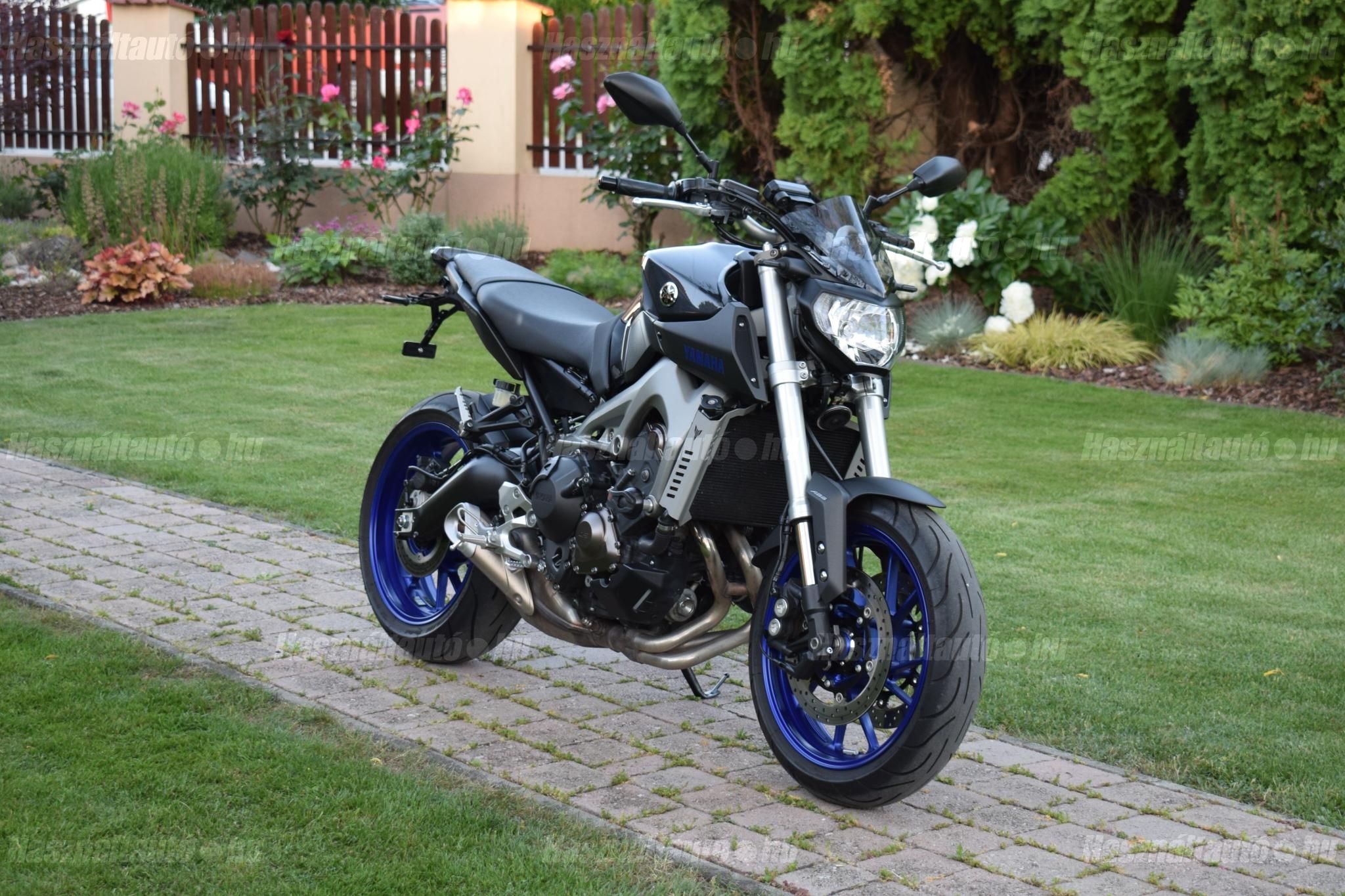 YAMAHA MT-09 2014/4 - 1