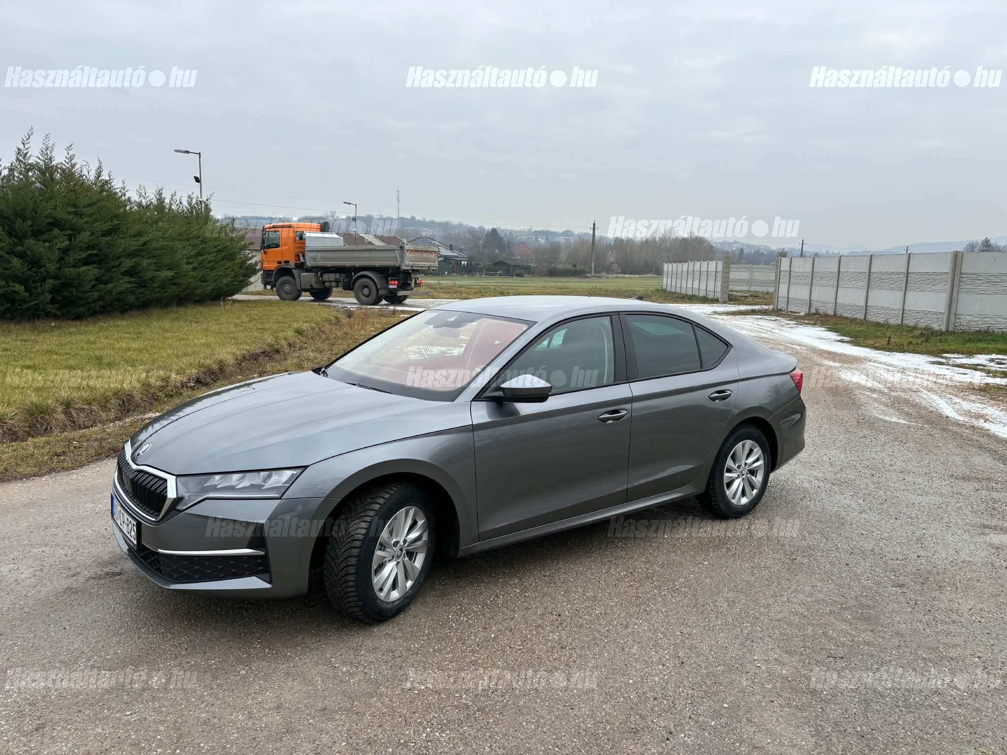 SKODA OCTAVIA 2024 - 1