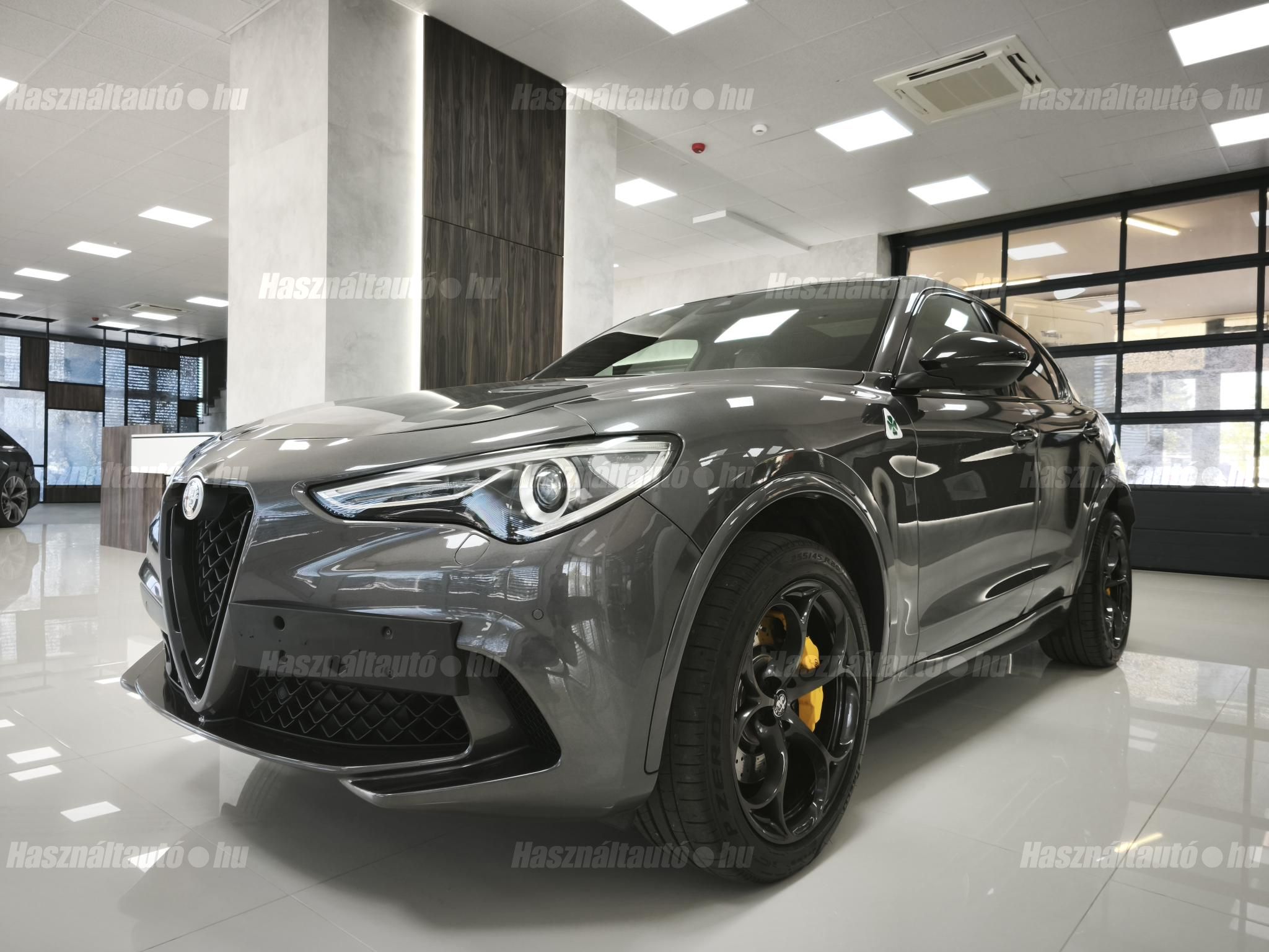 ALFA ROMEO STELVIO 2021/7 - 1