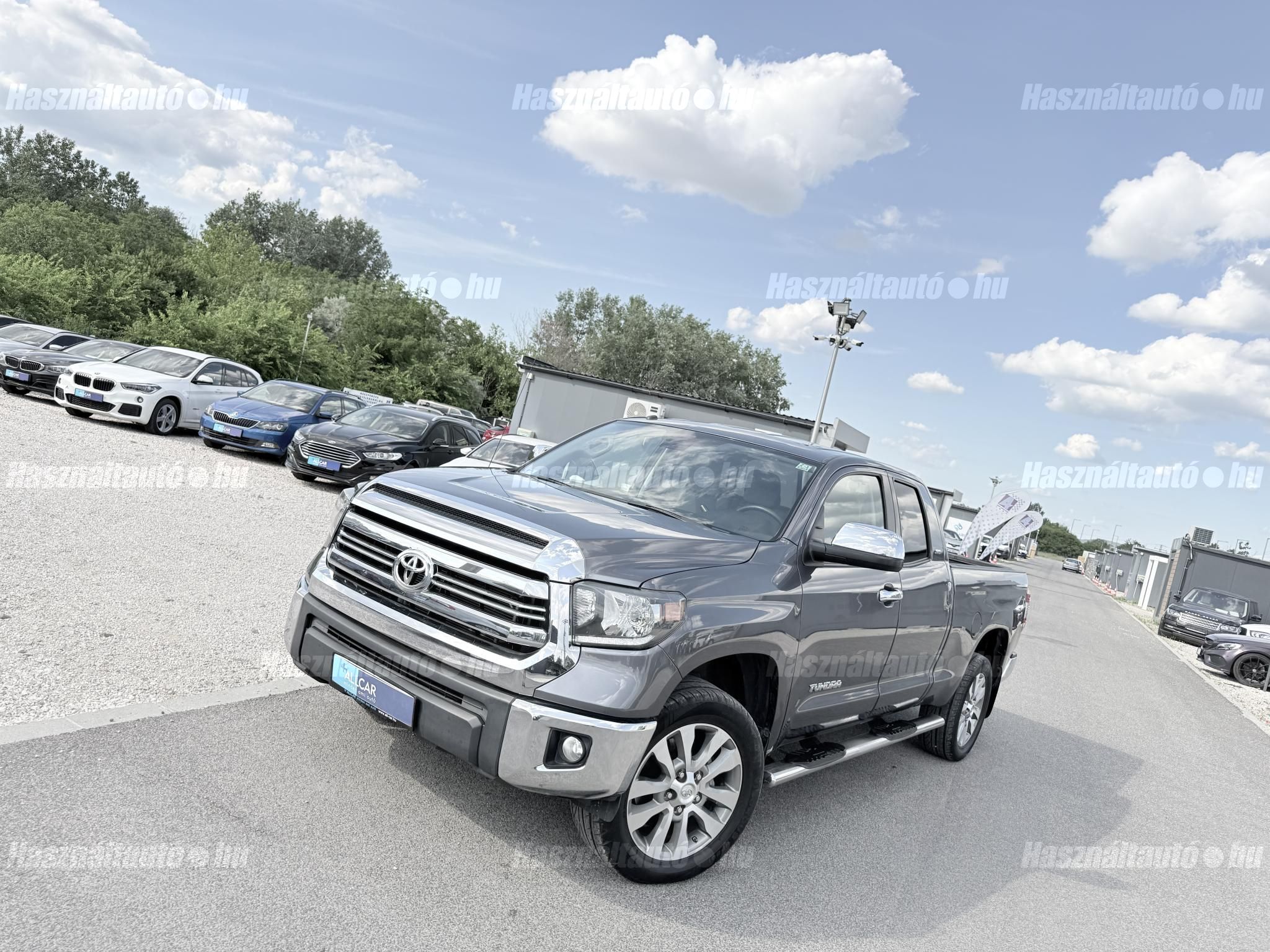 TOYOTA TUNDRA 2017/8 - 1