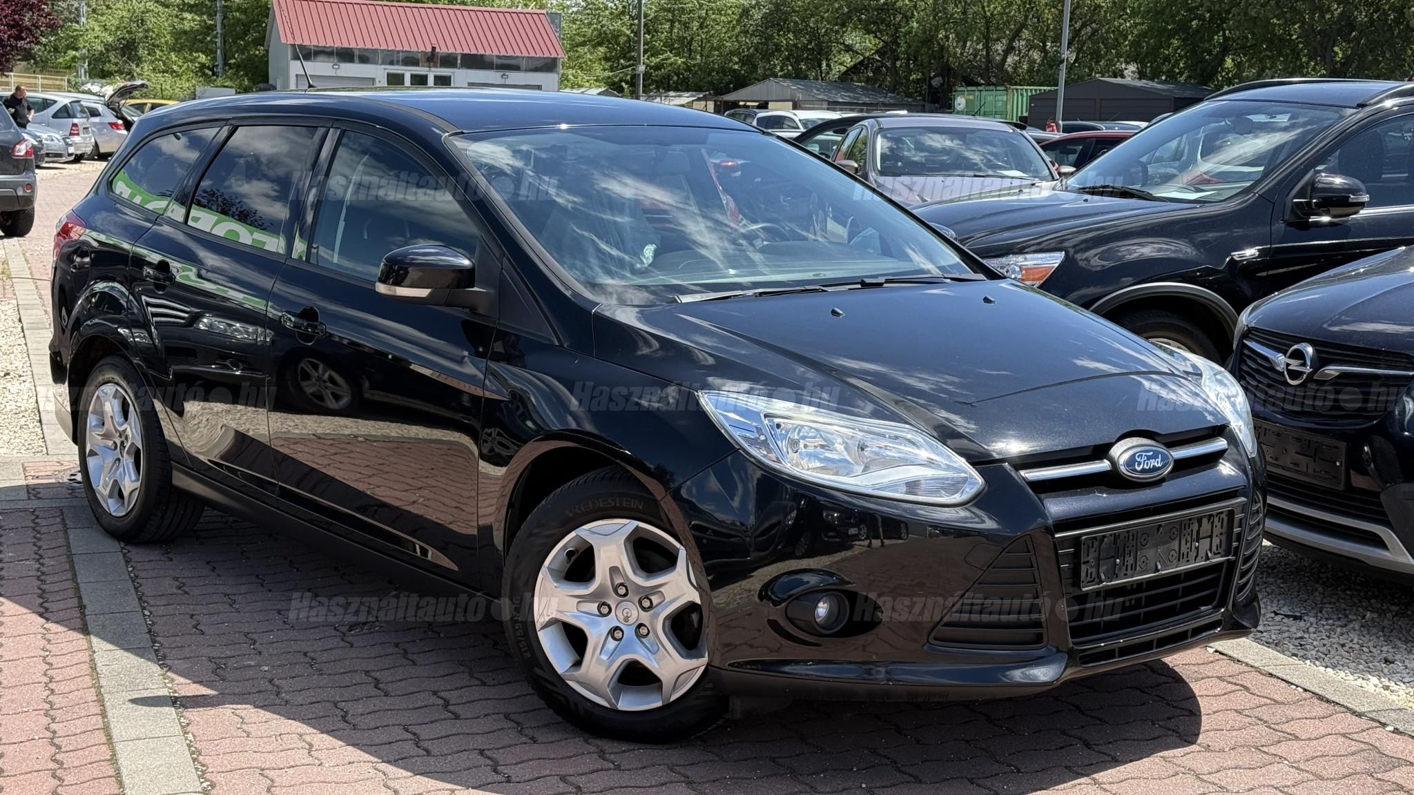 FORD FOCUS 2011/6 - 1