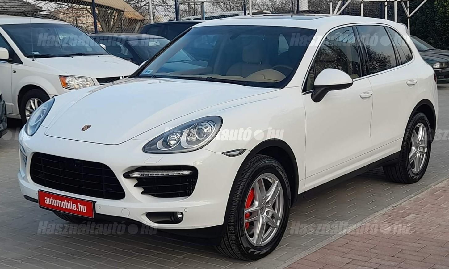 PORSCHE CAYENNE 2012/8 - 1