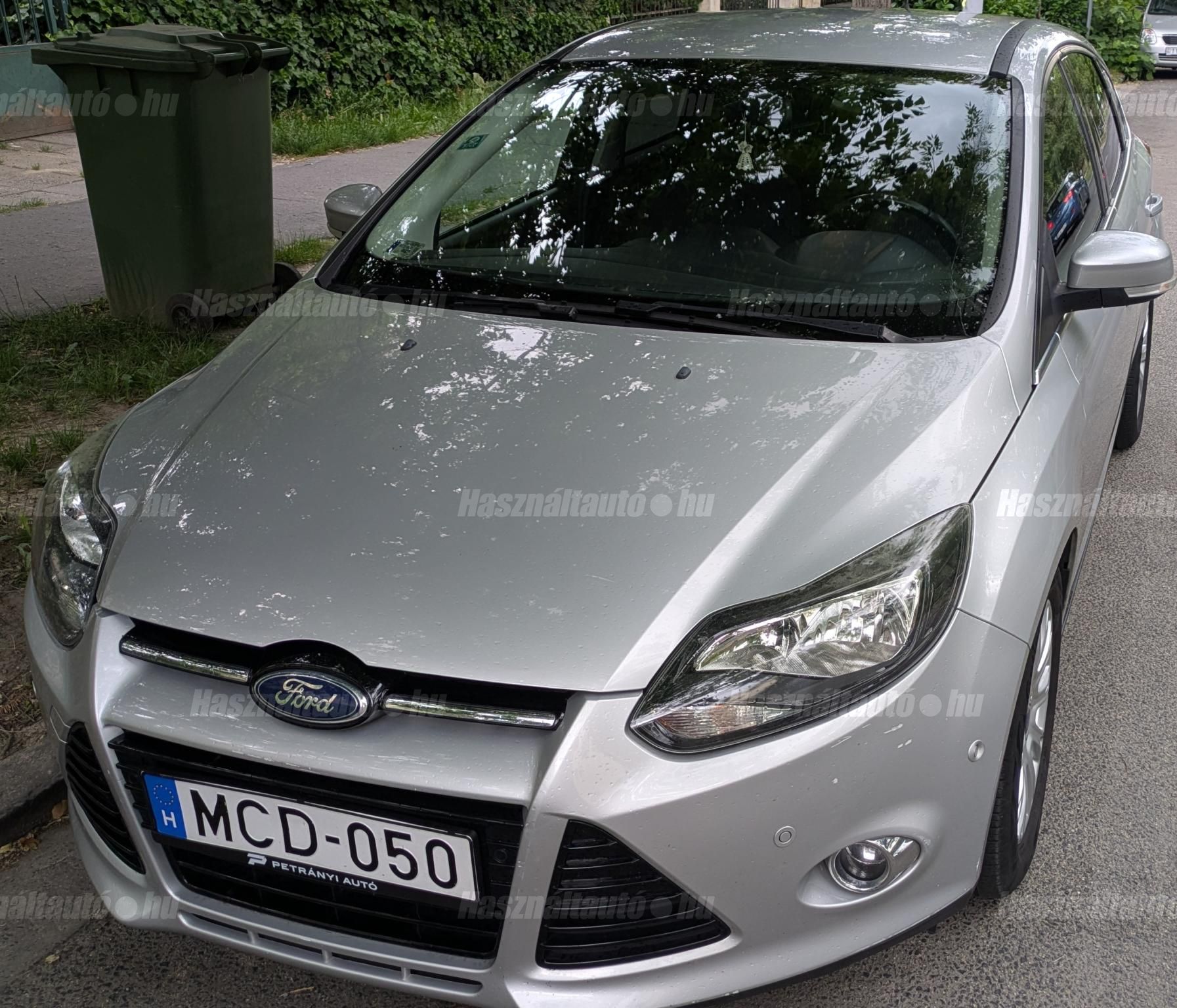FORD FOCUS 2012 - 1