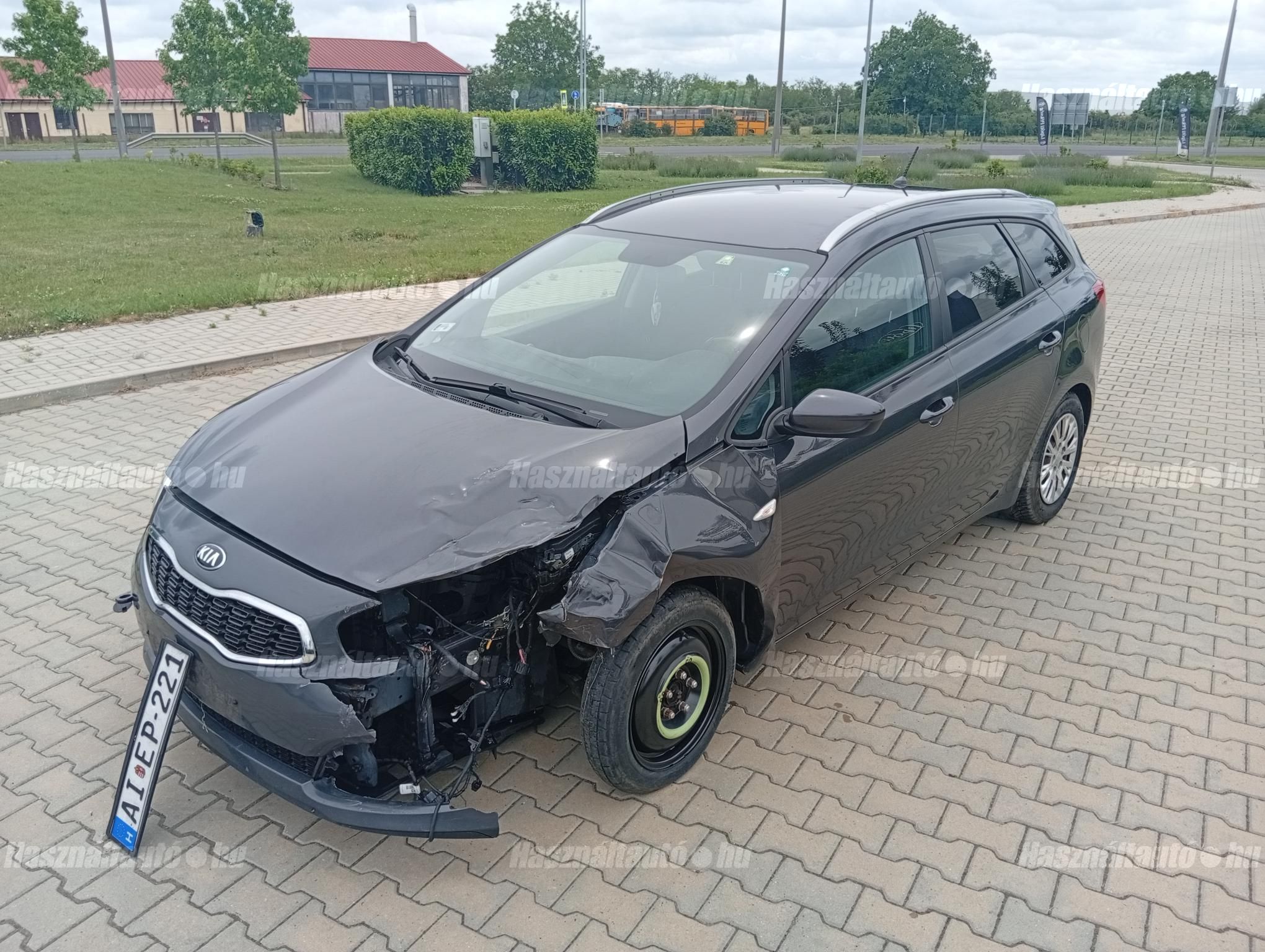 KIA CEE'D 2015/10 - 1